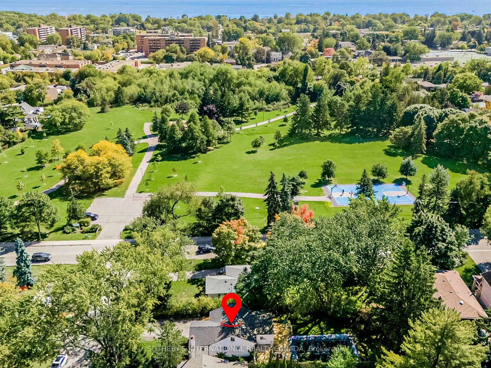 1218 Lakebreeze Drive