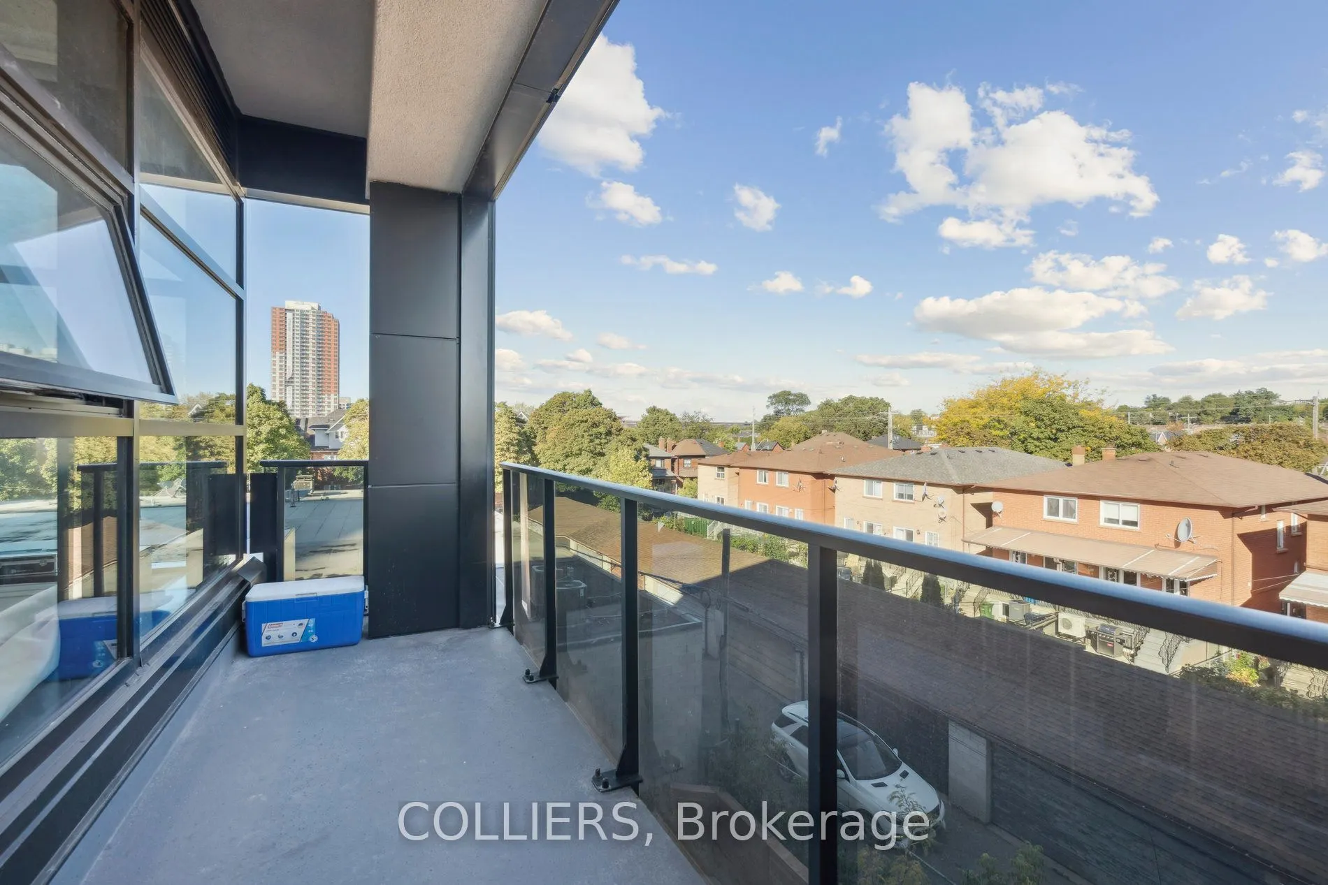 300 Geary Avenue, #305