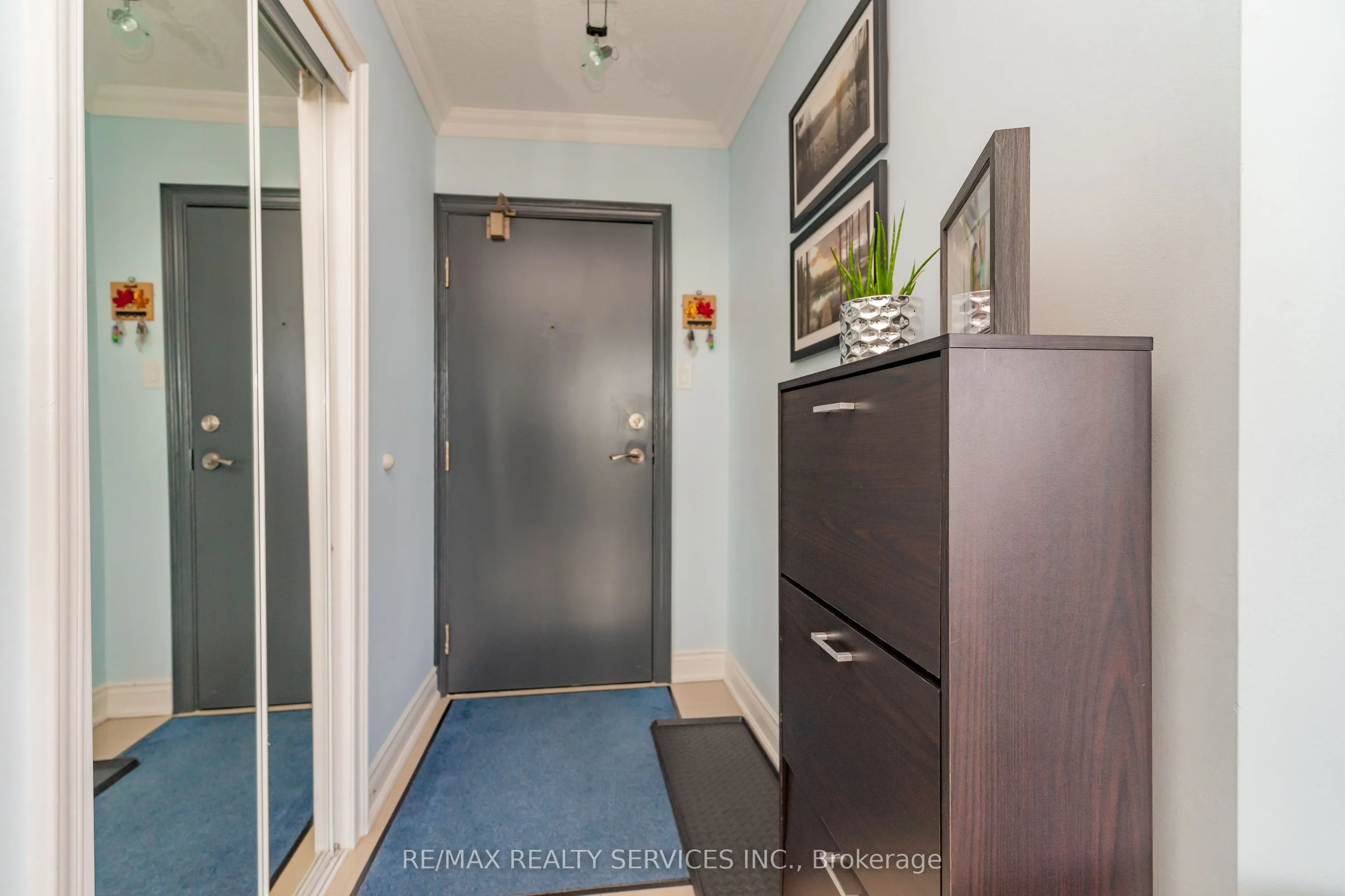 8 Lisa Street, #2802