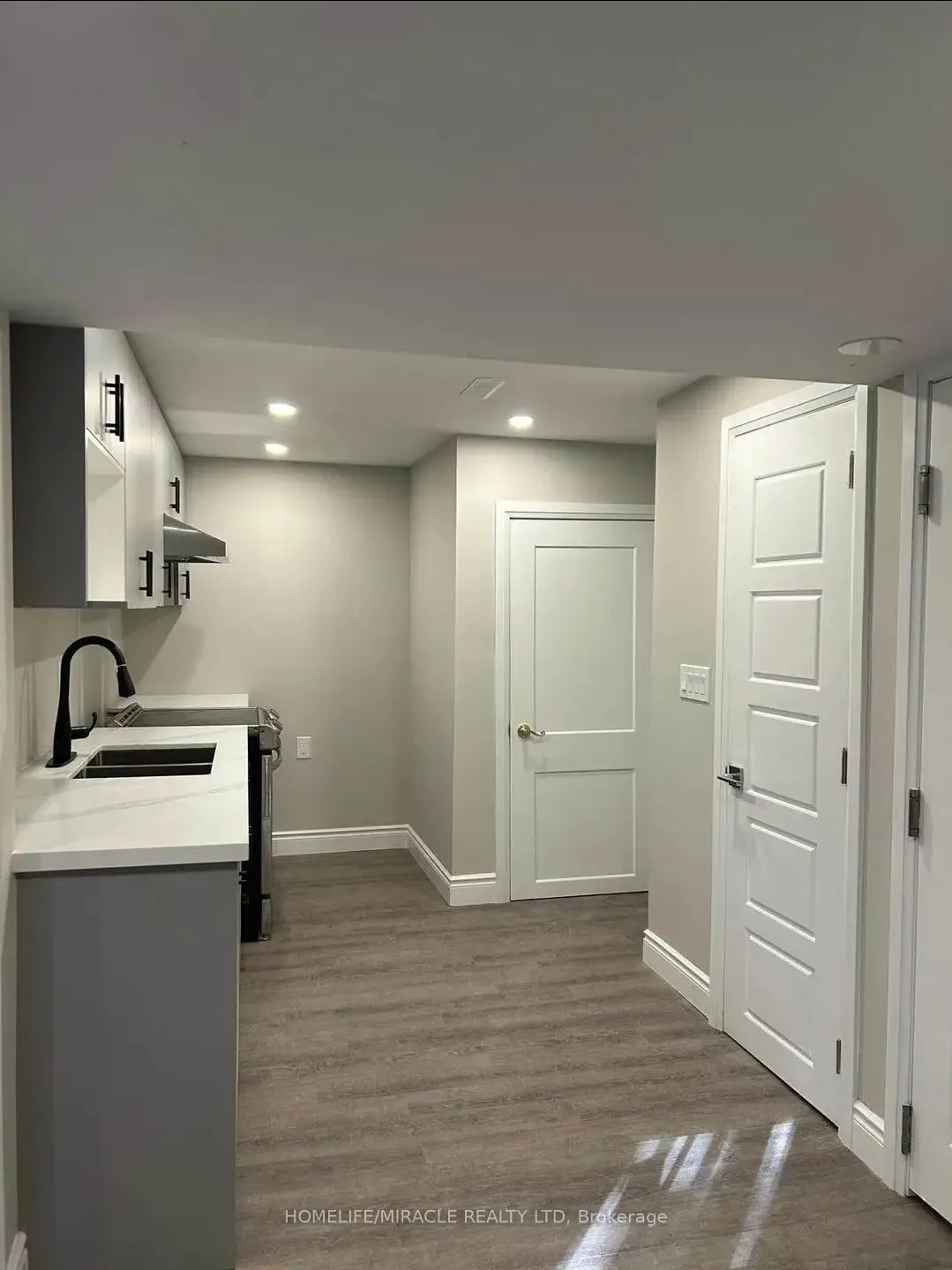 851 LAURIER Avenue, #BSMNT