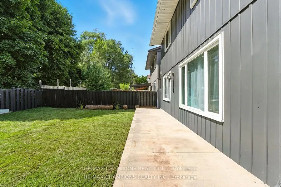 35 Hercules Court