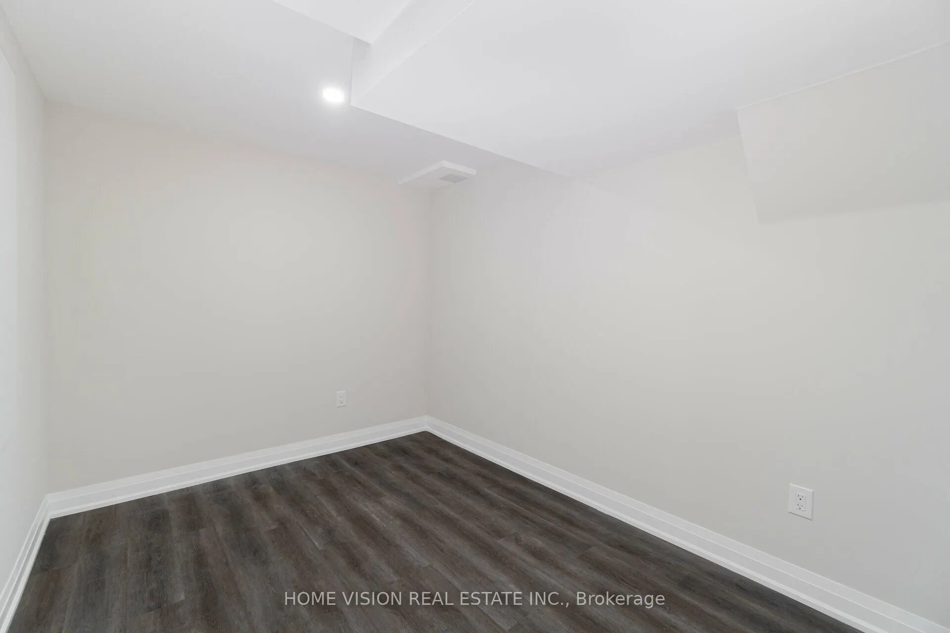 938 Chestnut Heights, #Basement