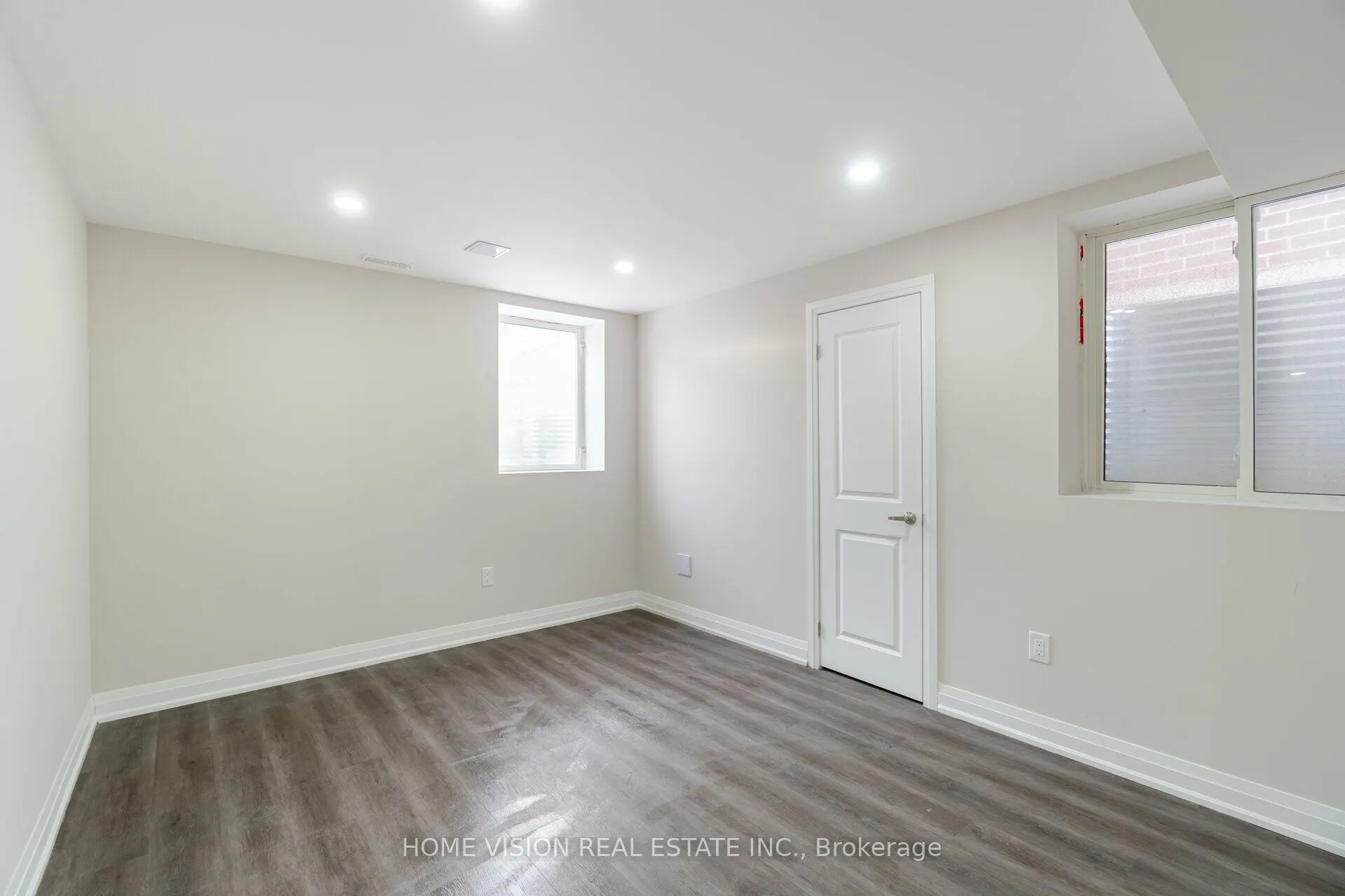 938 Chestnut Heights, #Basement
