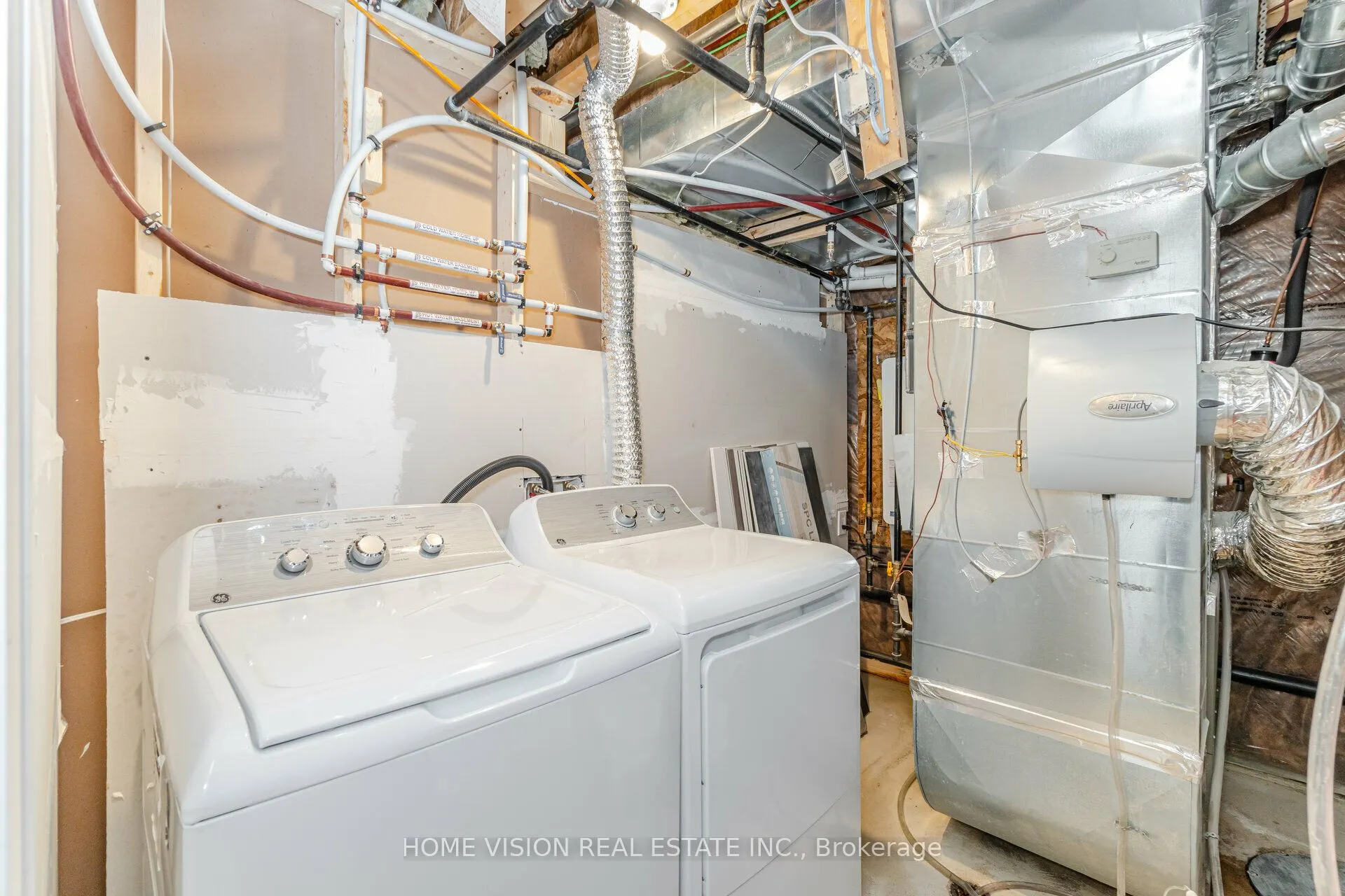 938 Chestnut Heights, #Basement