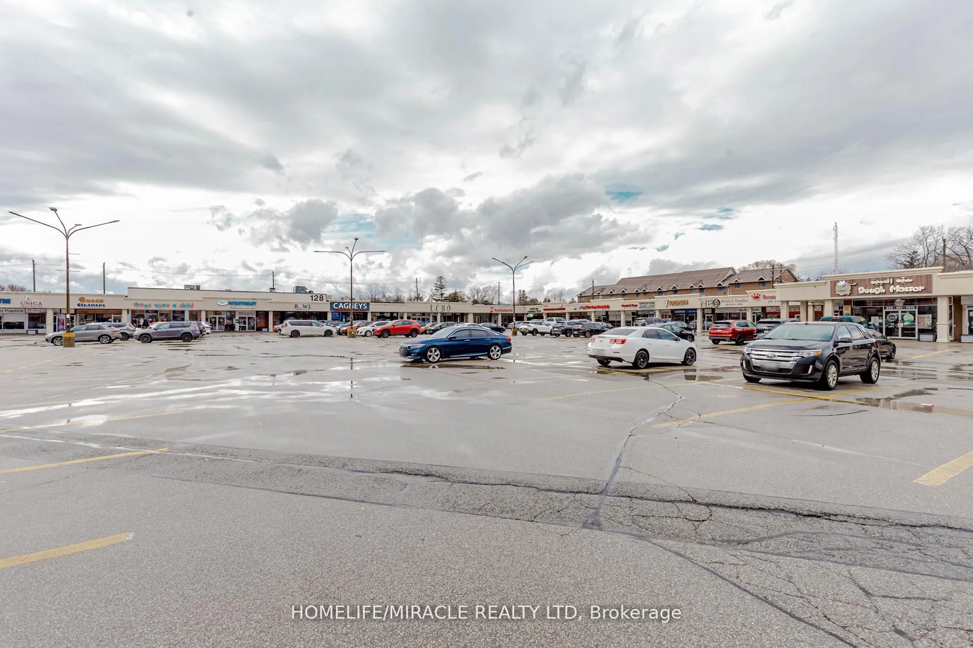 128 Queen Street S, #23