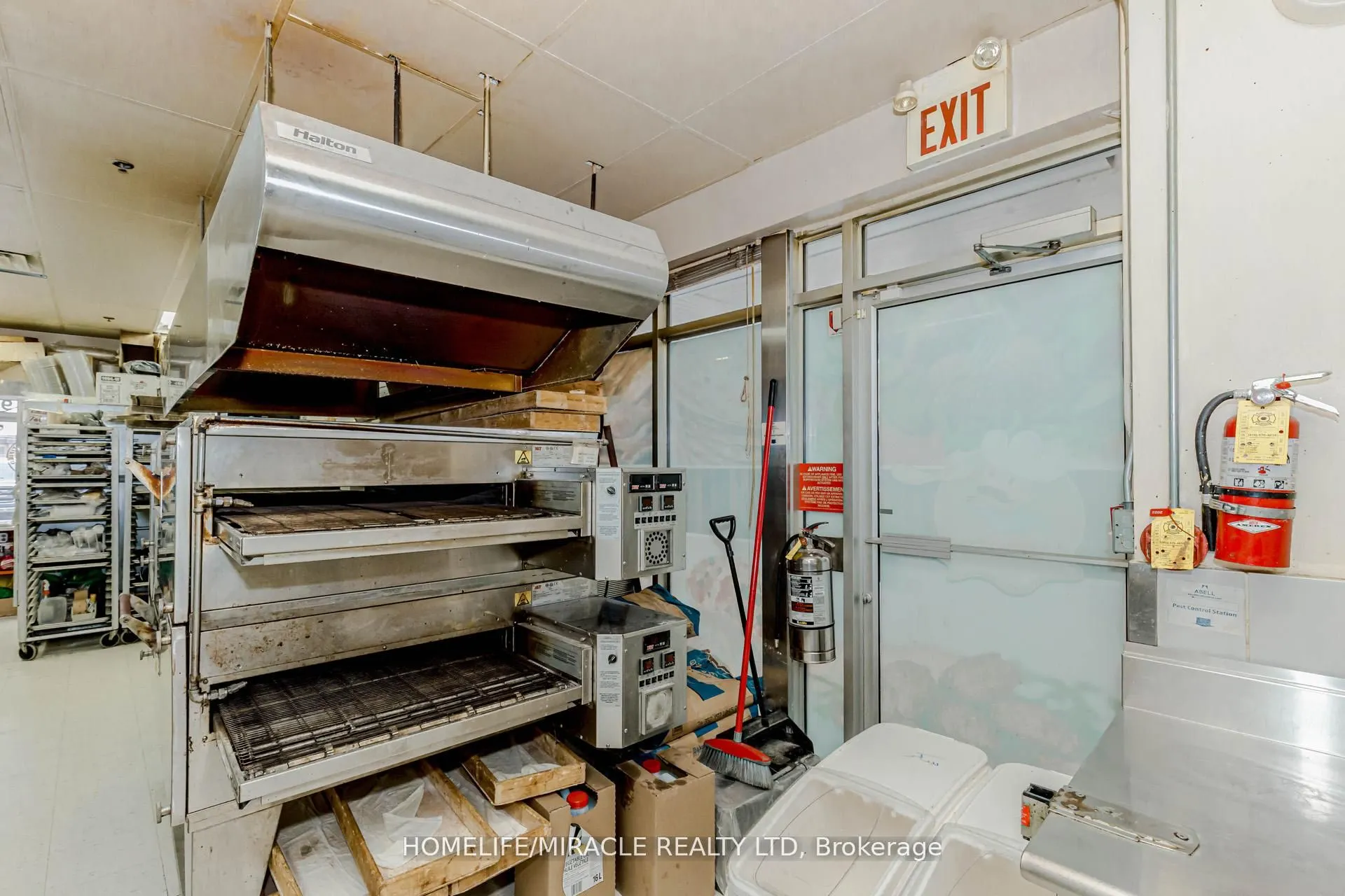 128 Queen Street S, #23