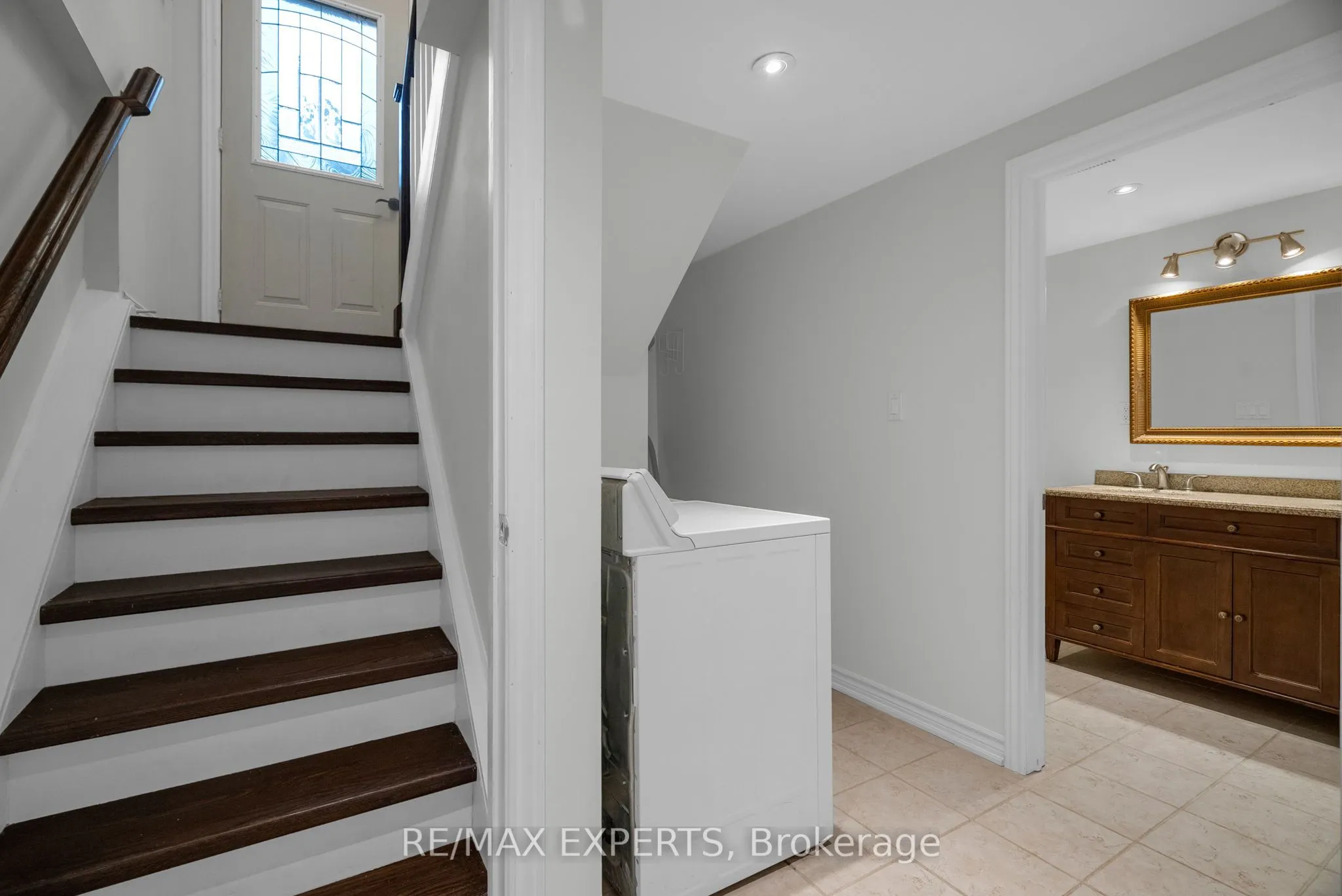 173 Kingsview Drive