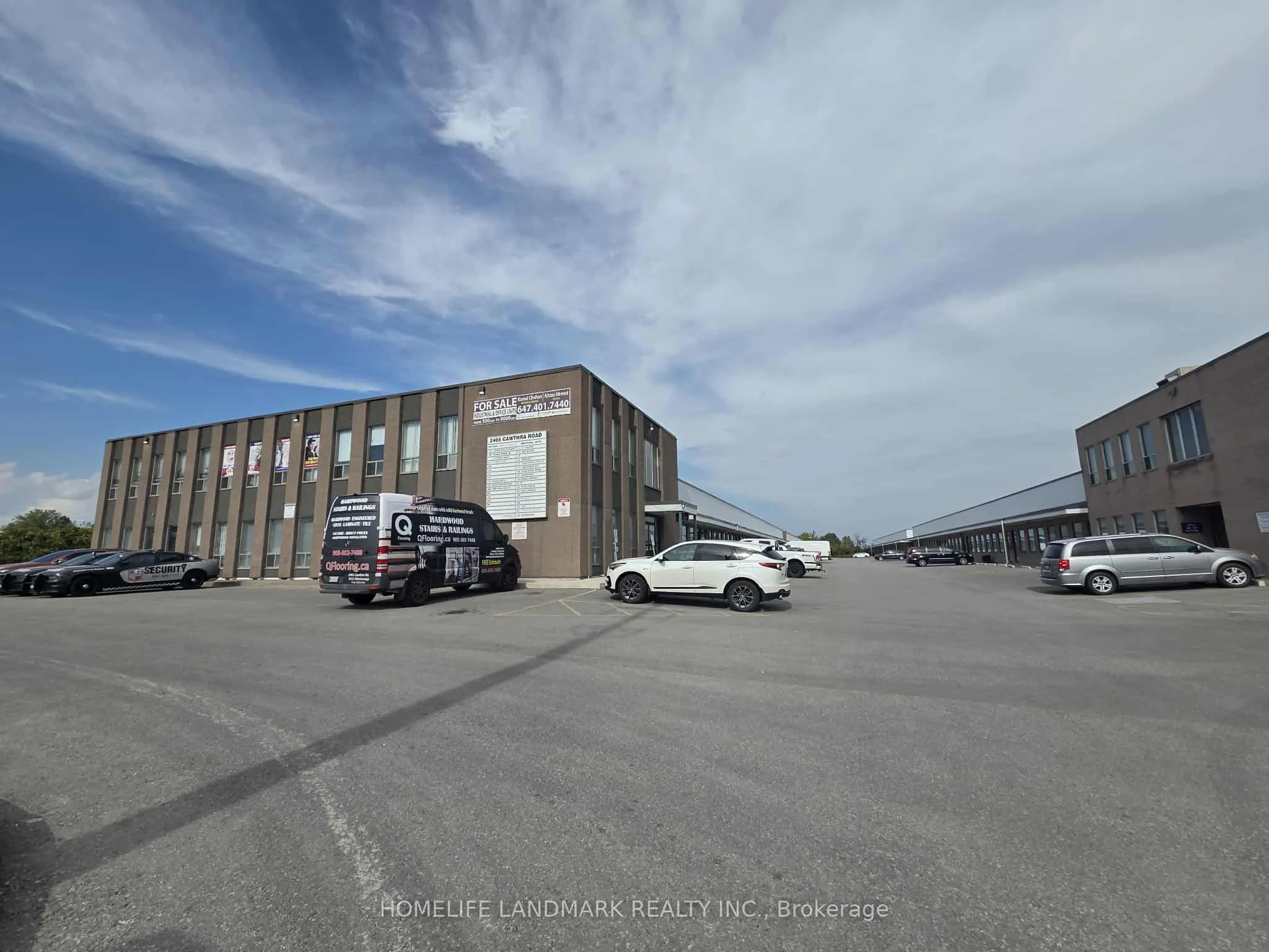 2465 Cawthra Road, #121 & 122