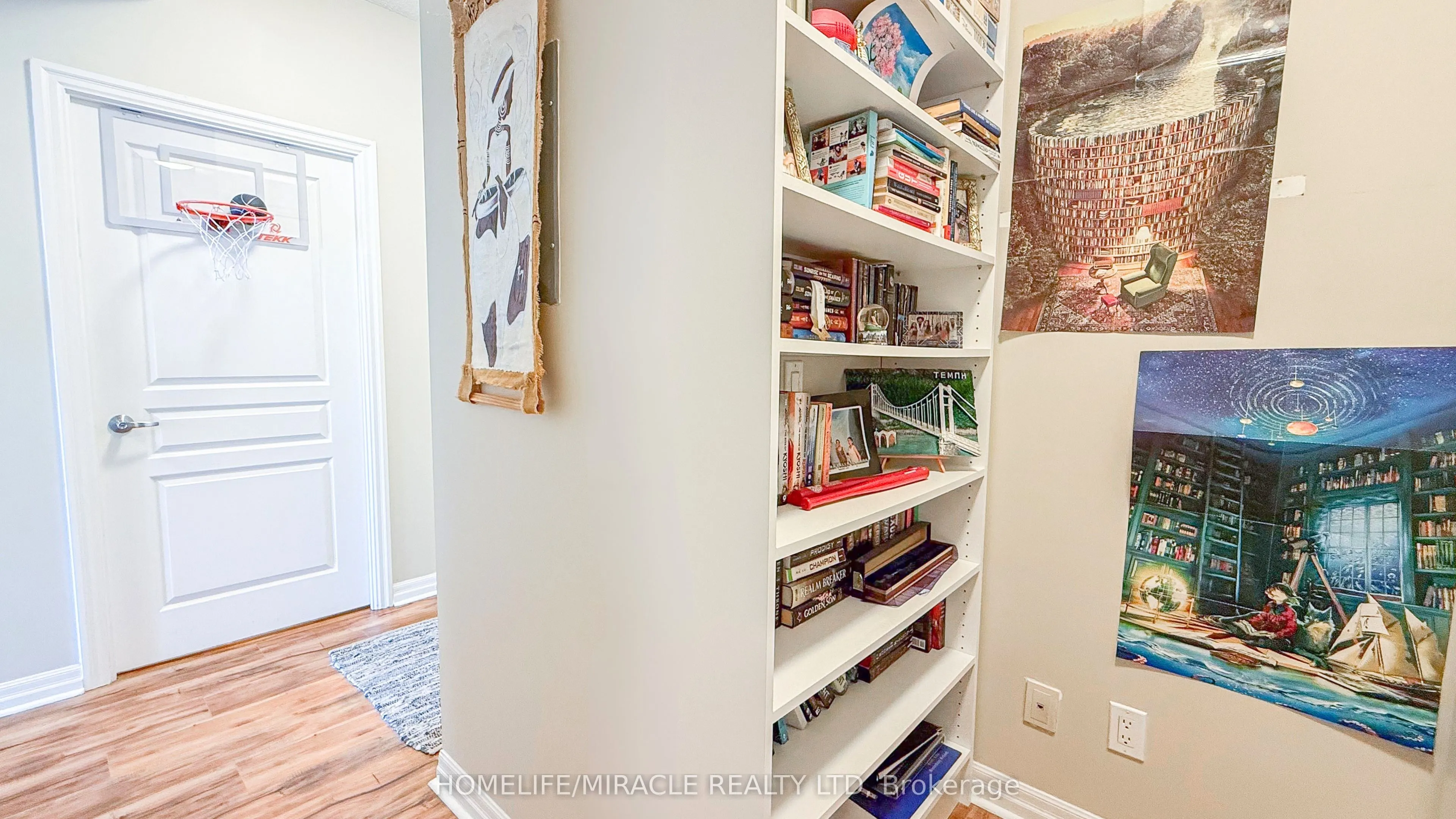 220 Burnhamthorpe Road W, #2803