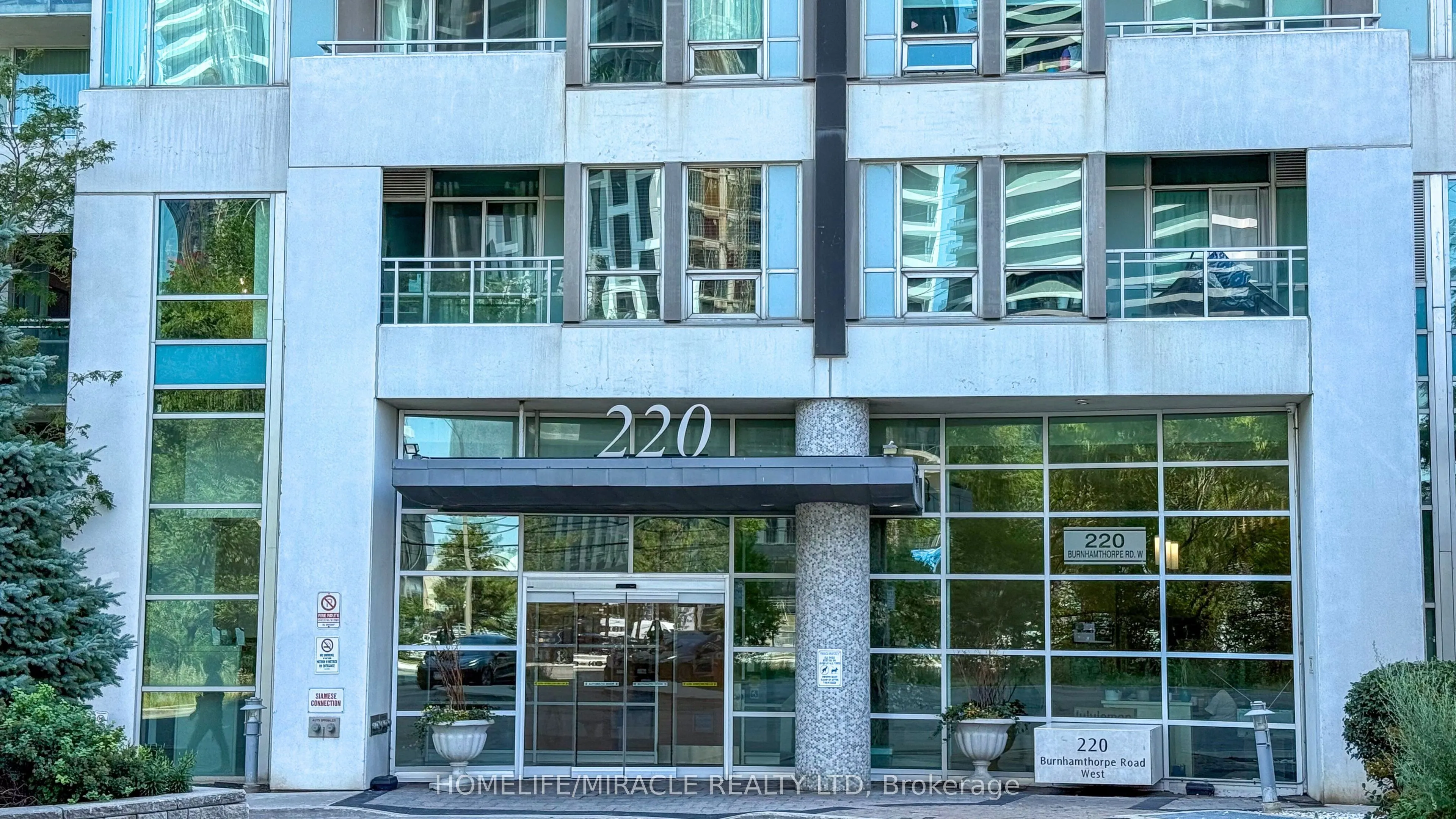 220 Burnhamthorpe Road W, #2803