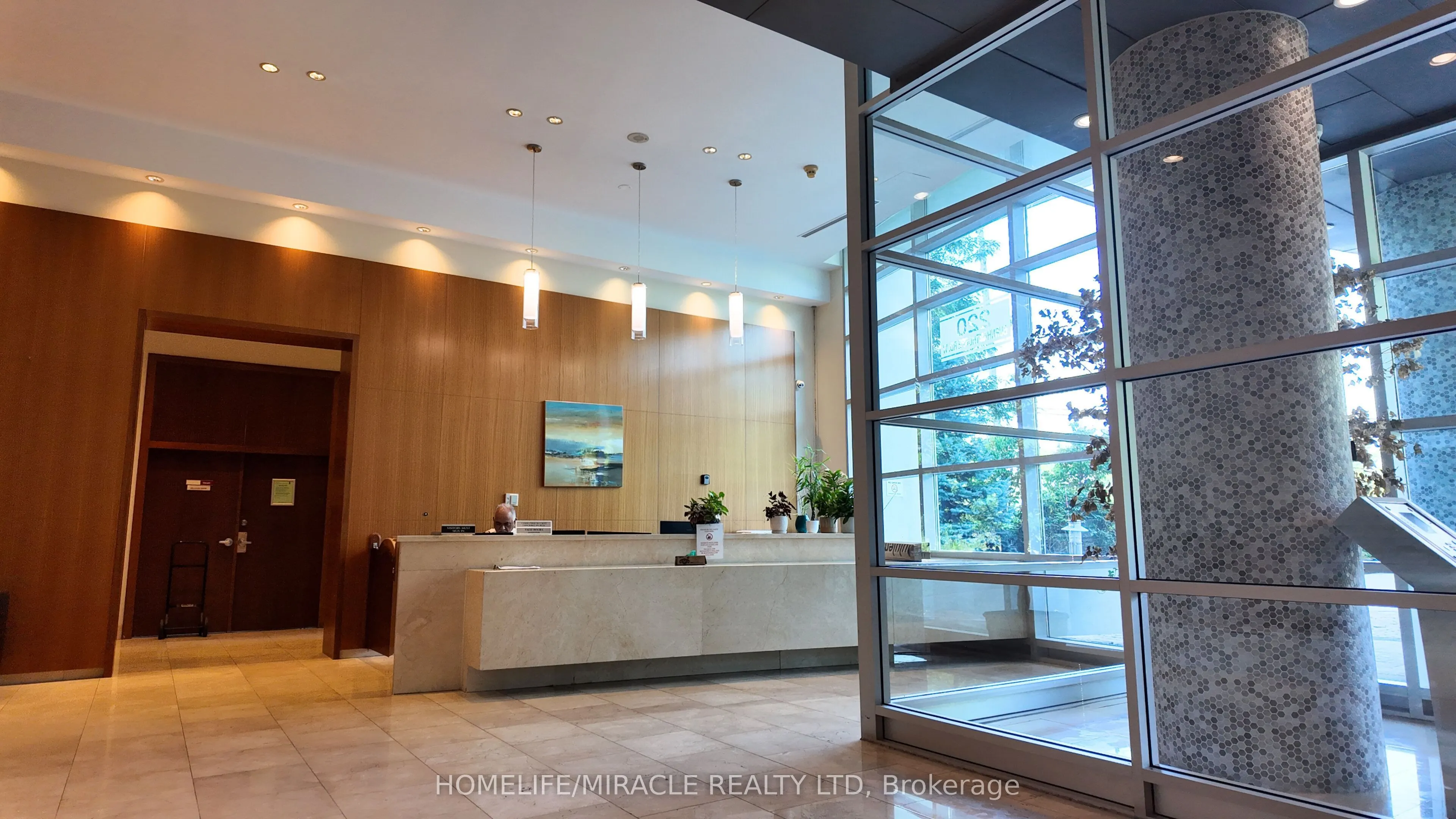 220 Burnhamthorpe Road W, #2803