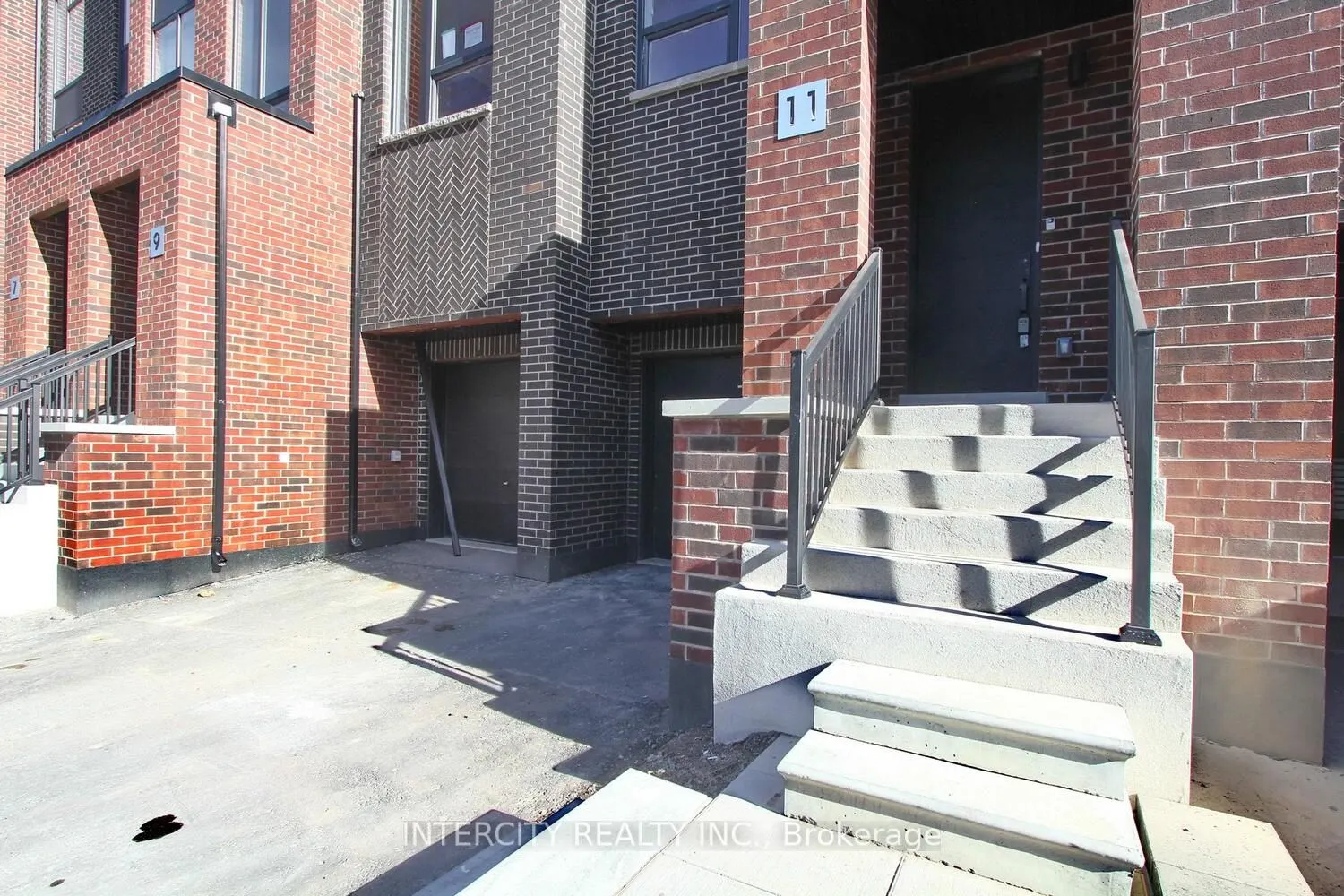 11 Desiree Place