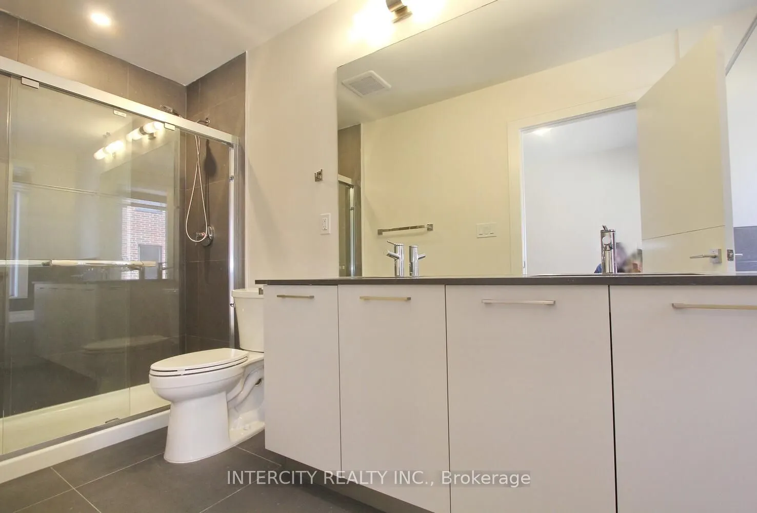 11 Desiree Place