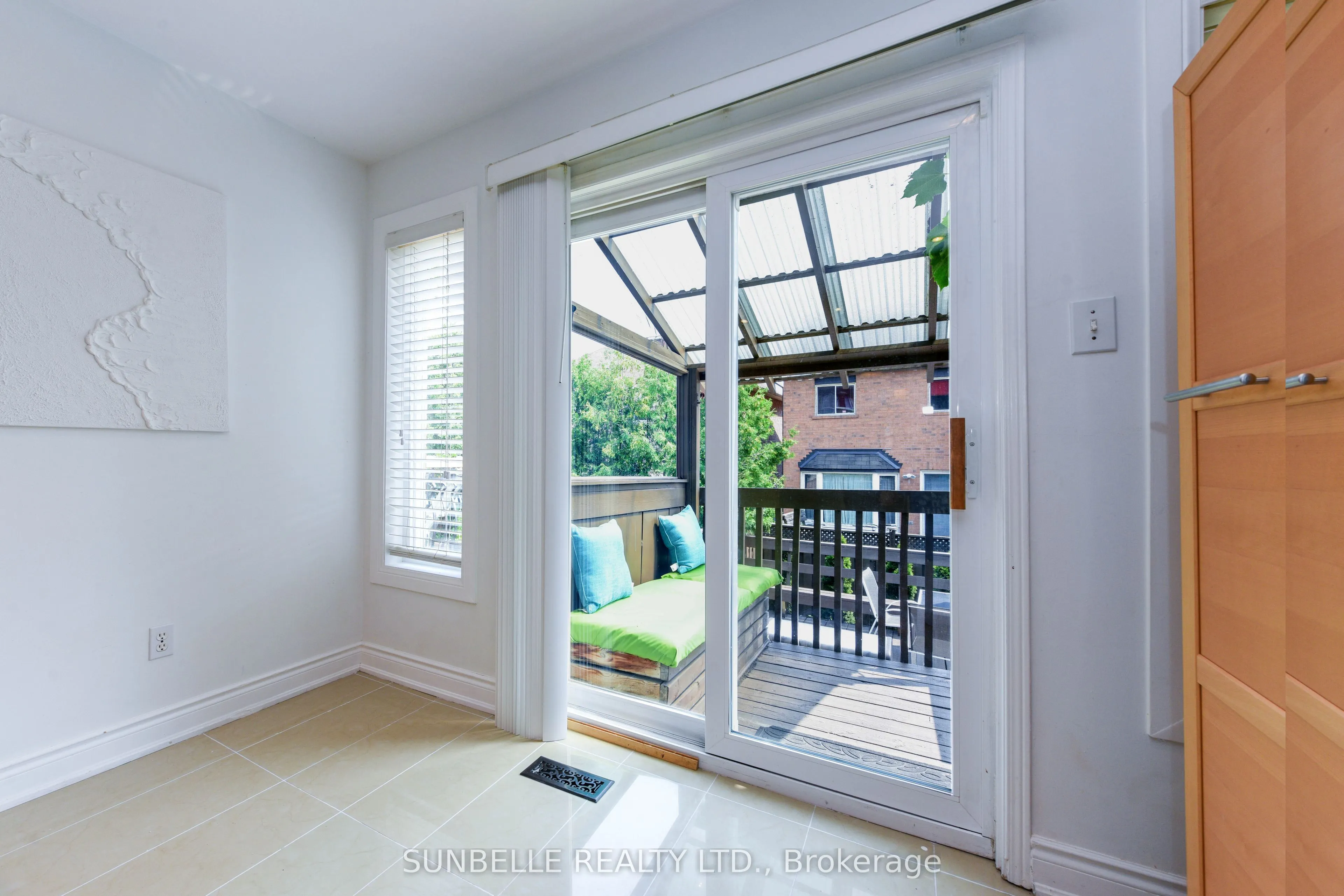3826 Allcroft Road