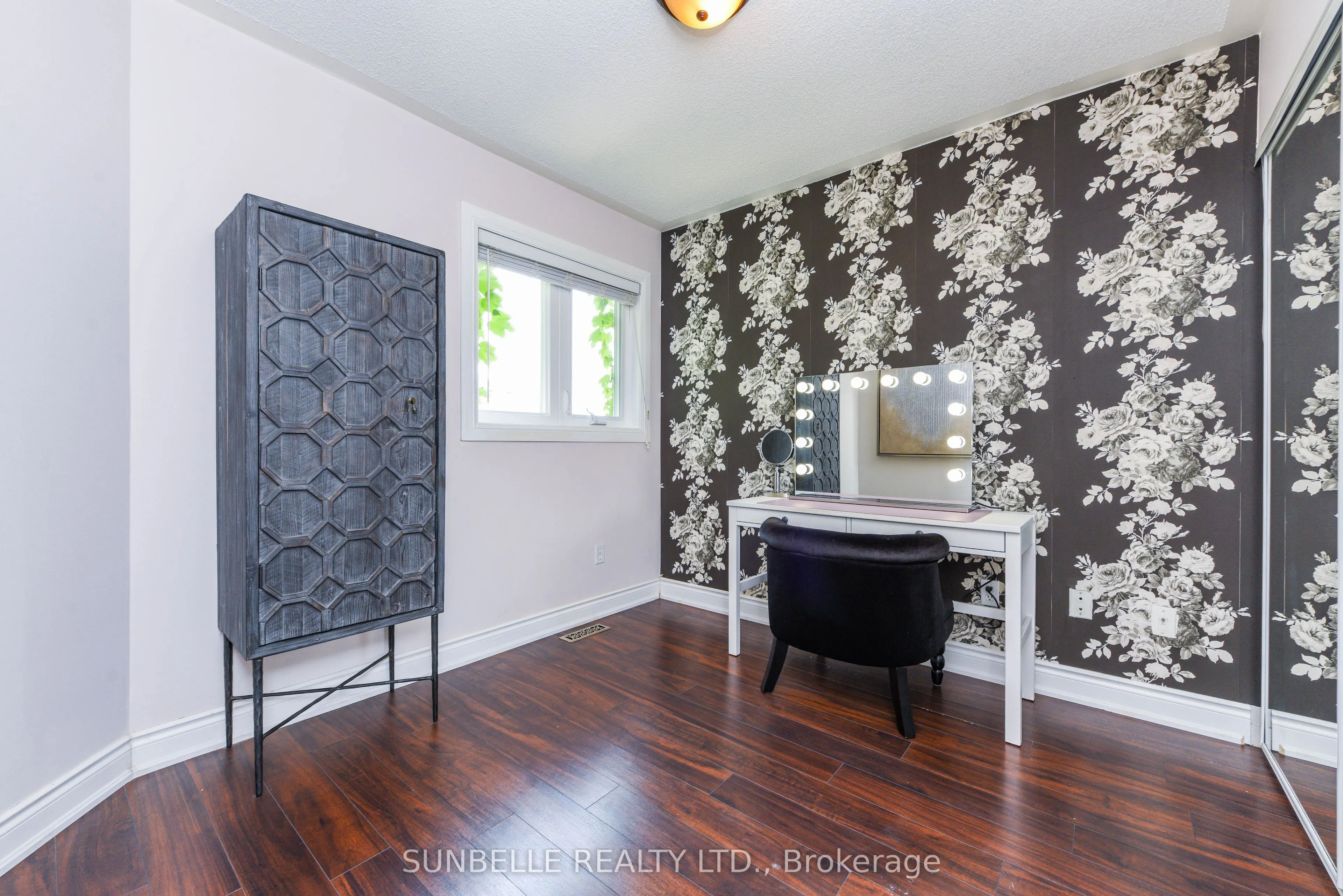 3826 Allcroft Road