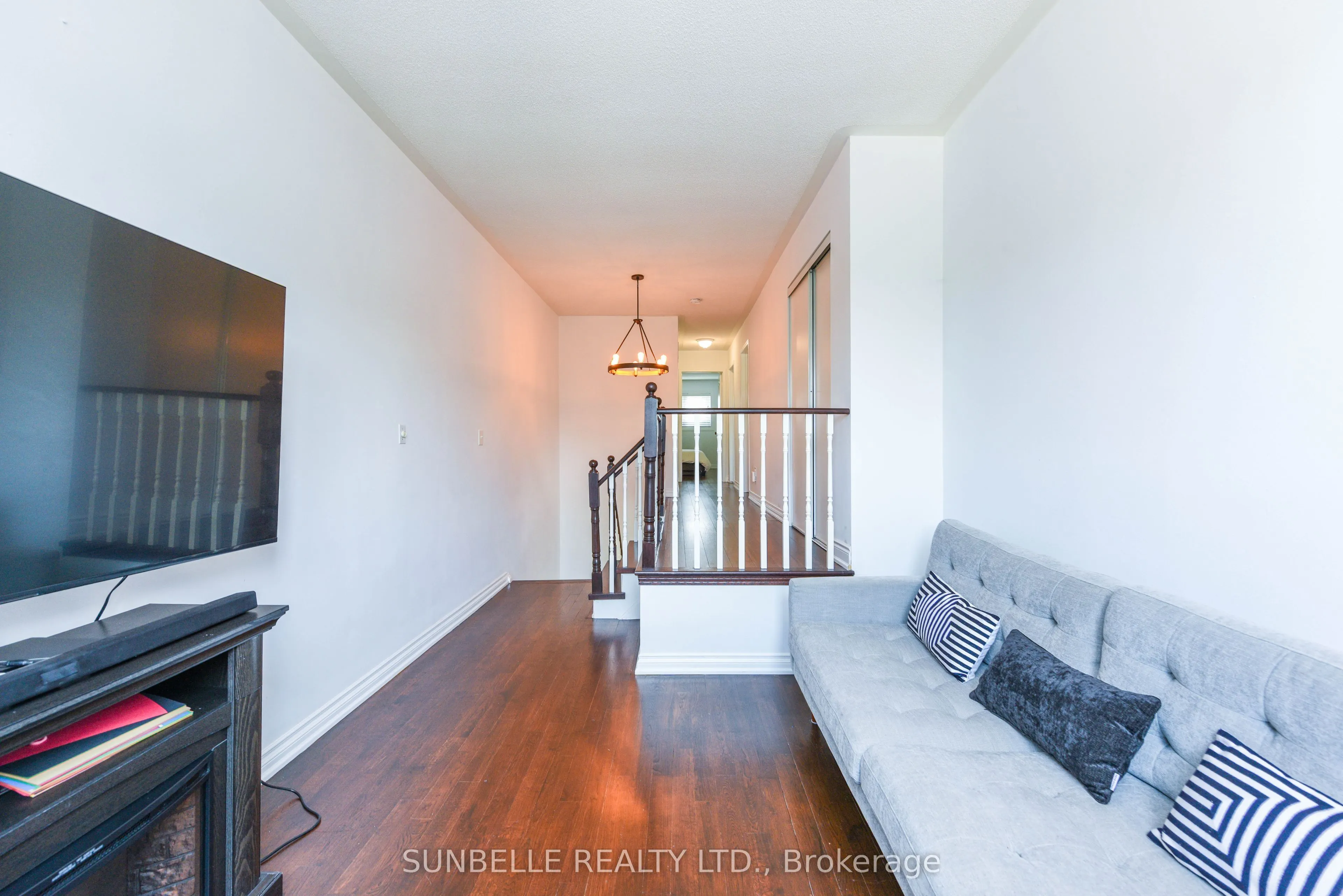 3826 Allcroft Road
