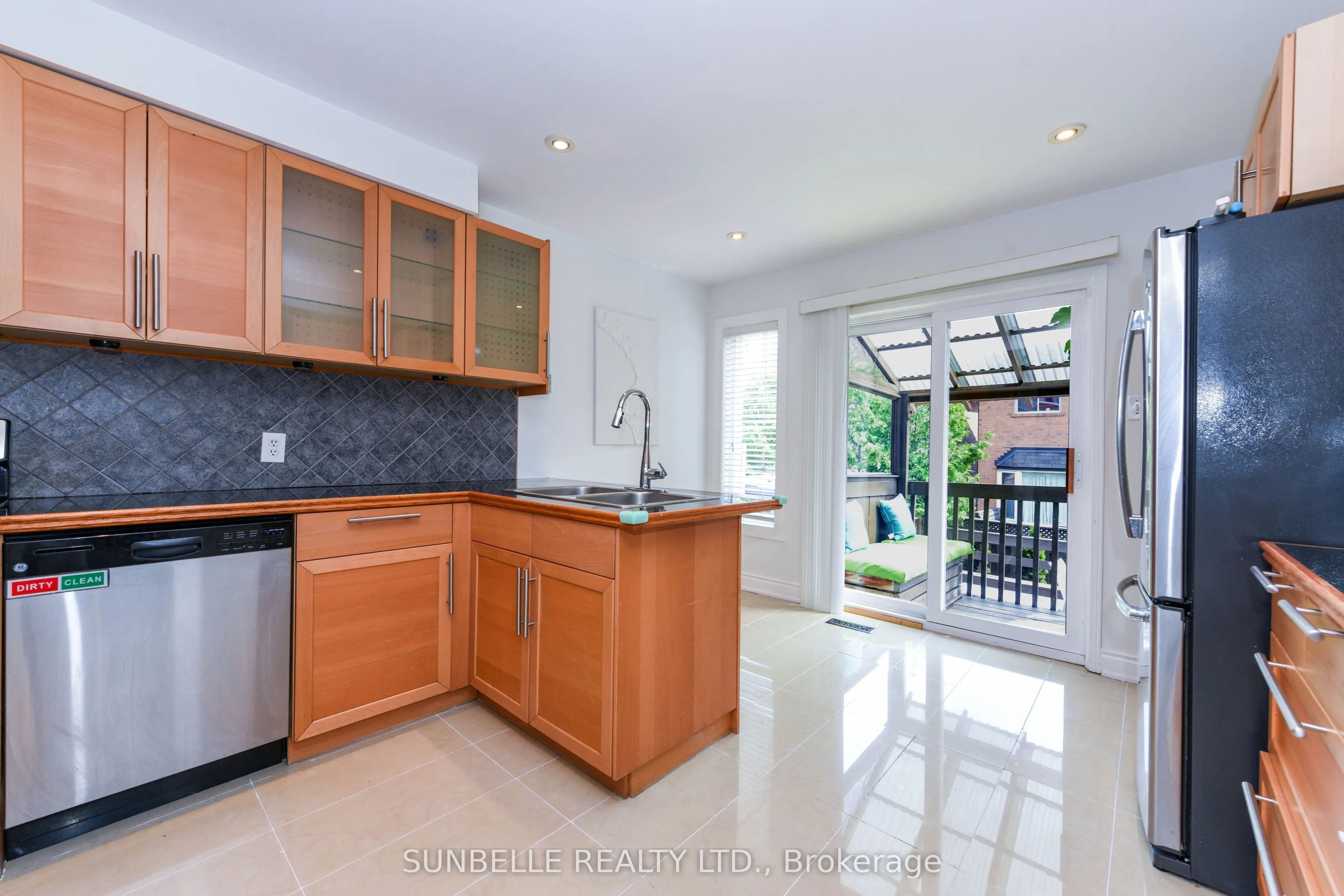 3826 Allcroft Road
