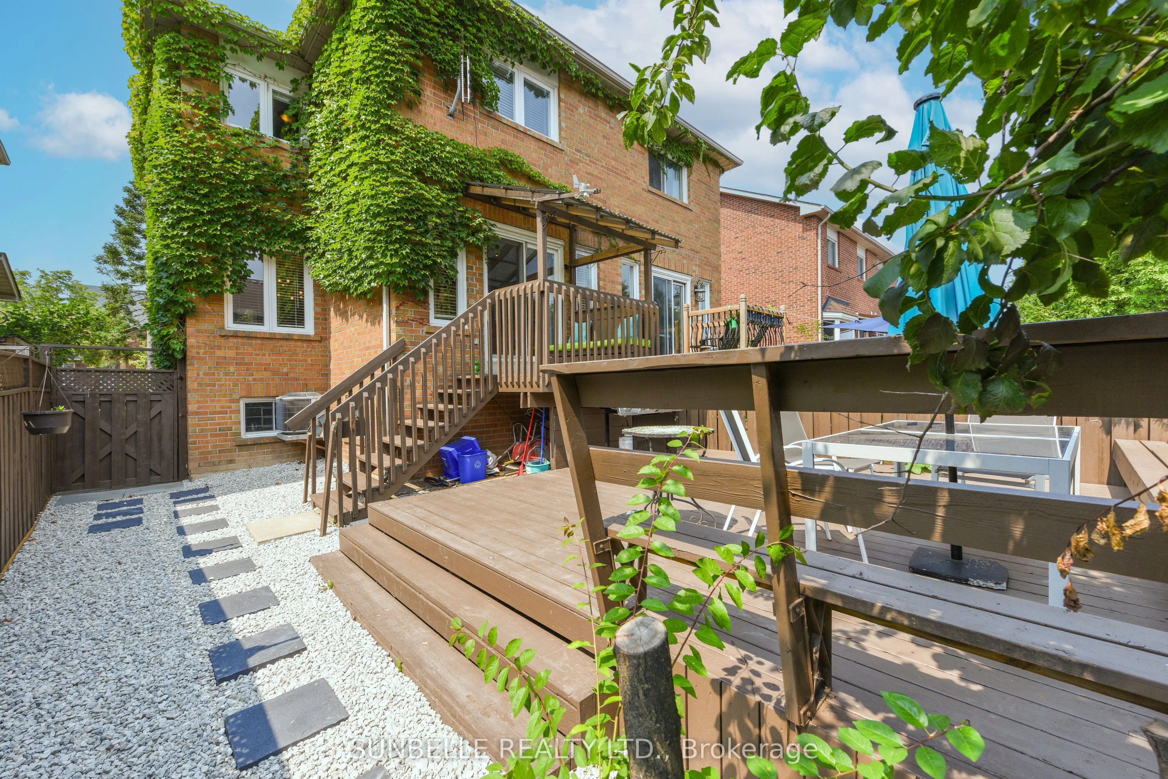 3826 Allcroft Road