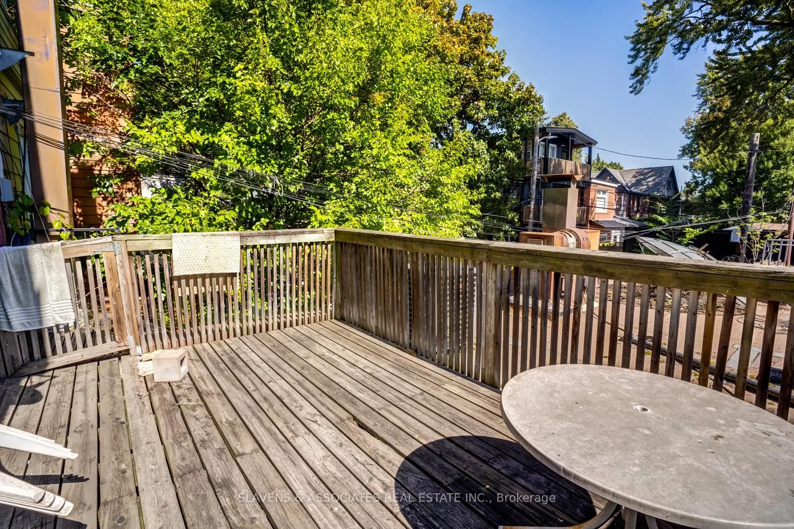165 Roncesvalles Avenue