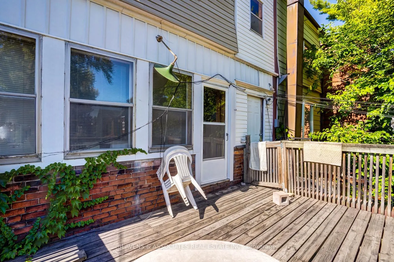 165 Roncesvalles Avenue