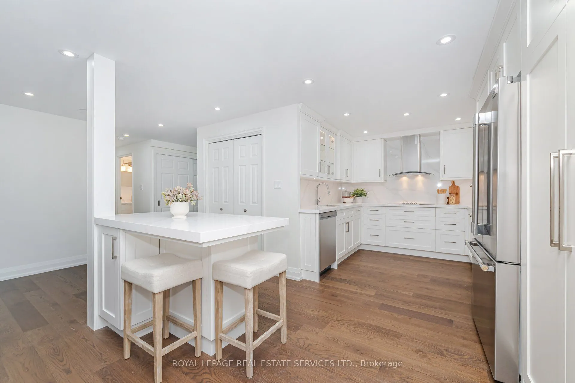 2180 Marine Drive, #306