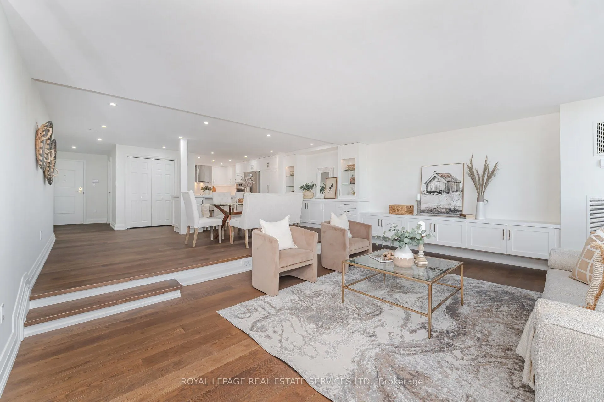 2180 Marine Drive, #306