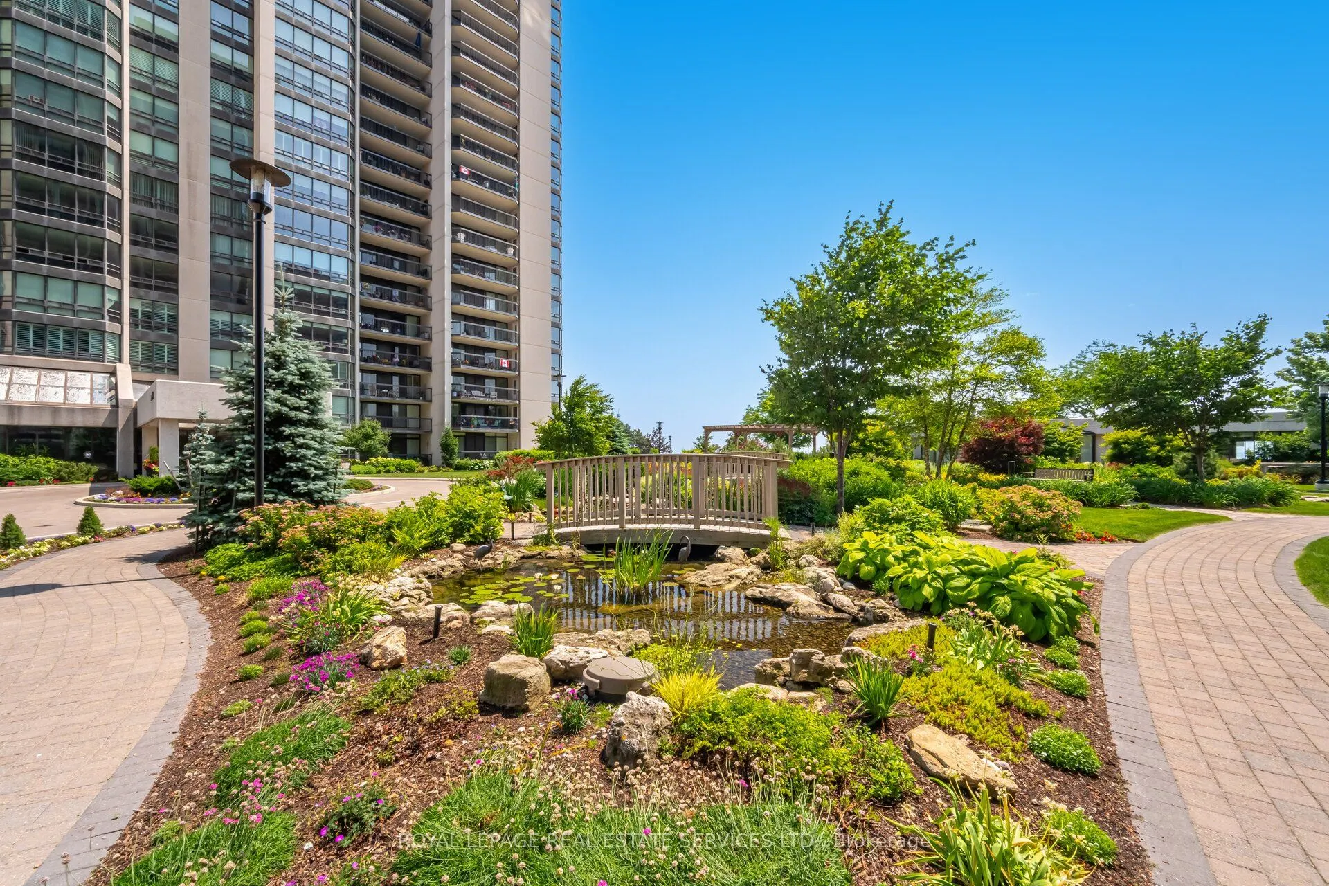 2180 Marine Drive, #306