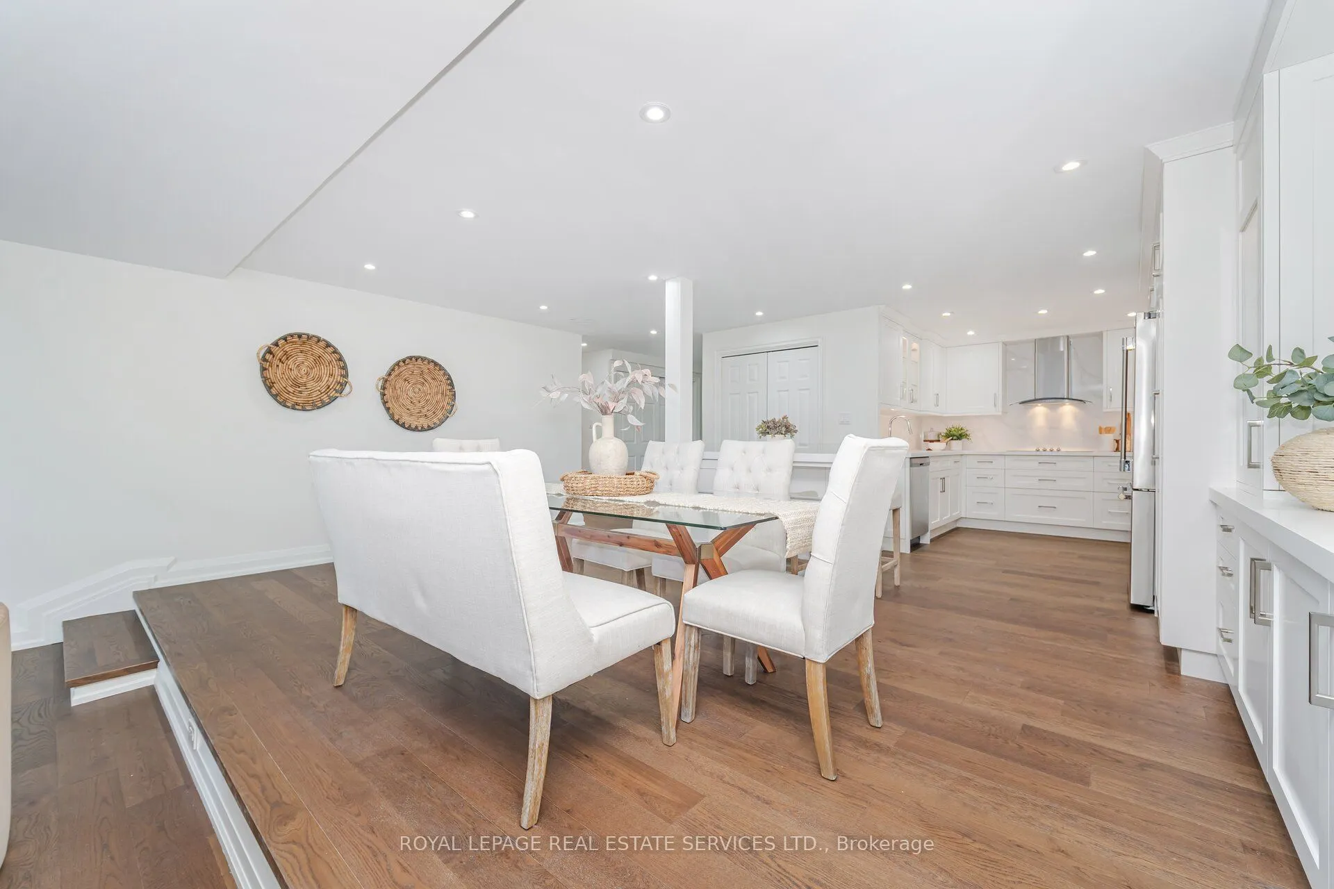 2180 Marine Drive, #306