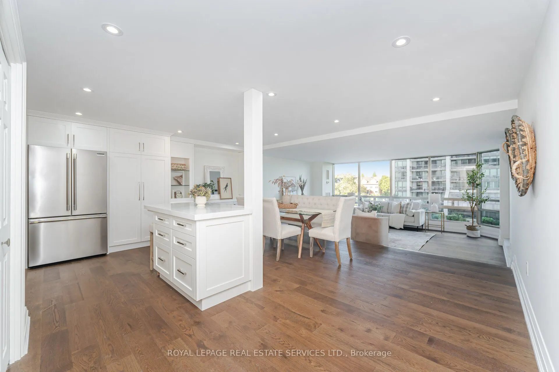2180 Marine Drive, #306