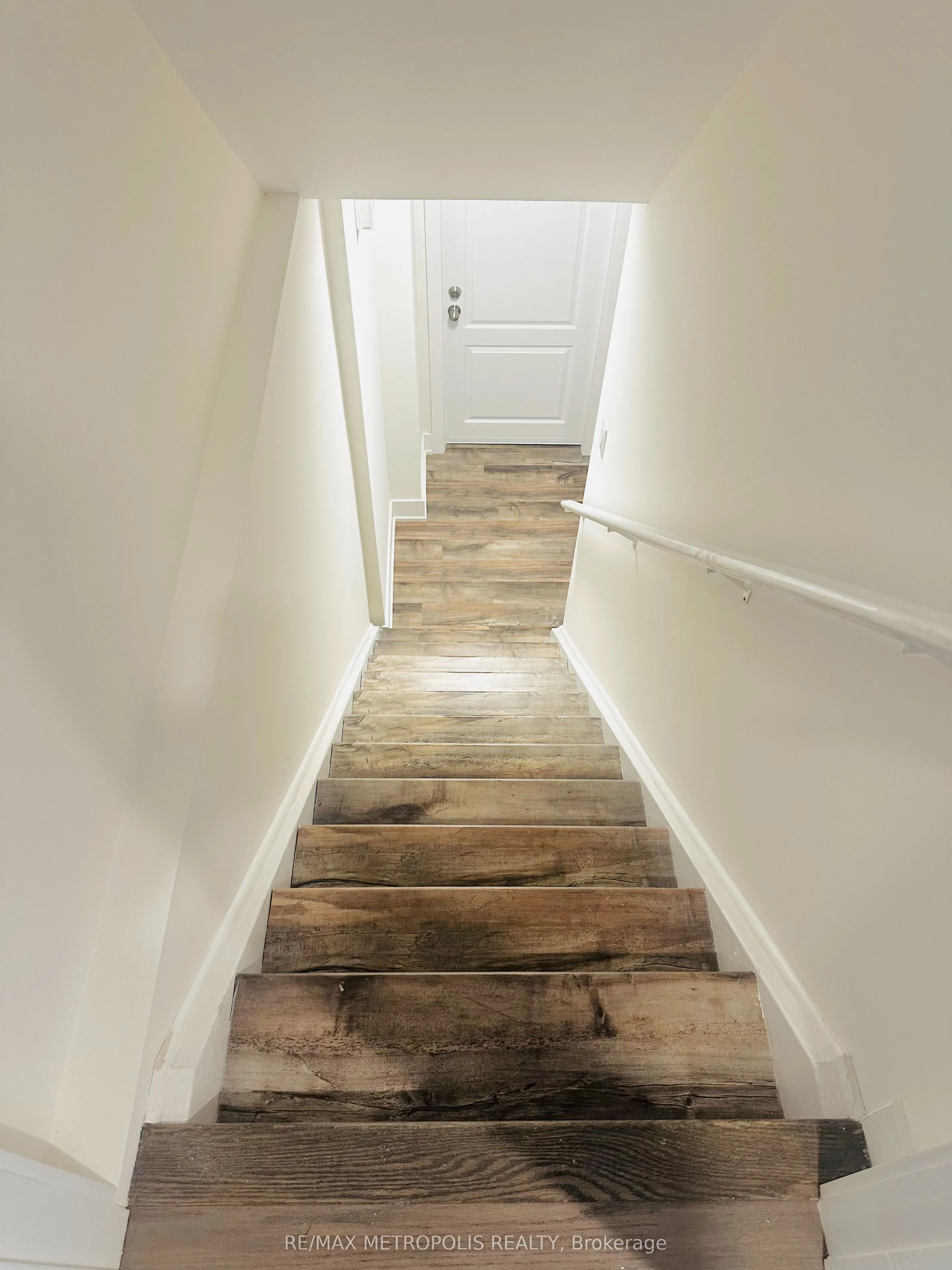 15 Dalecrest Road, #Bsmt