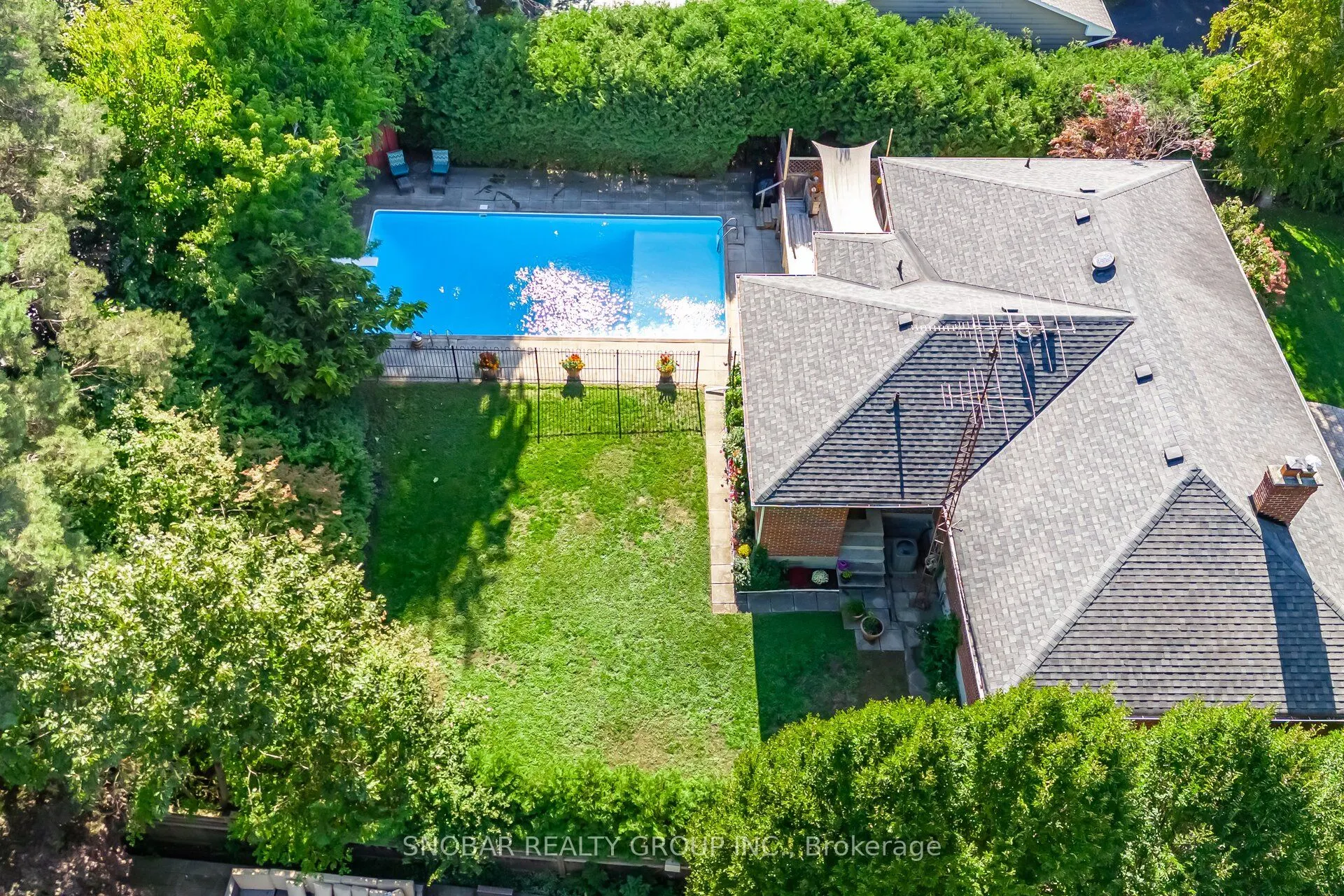 154 Maplewood Road