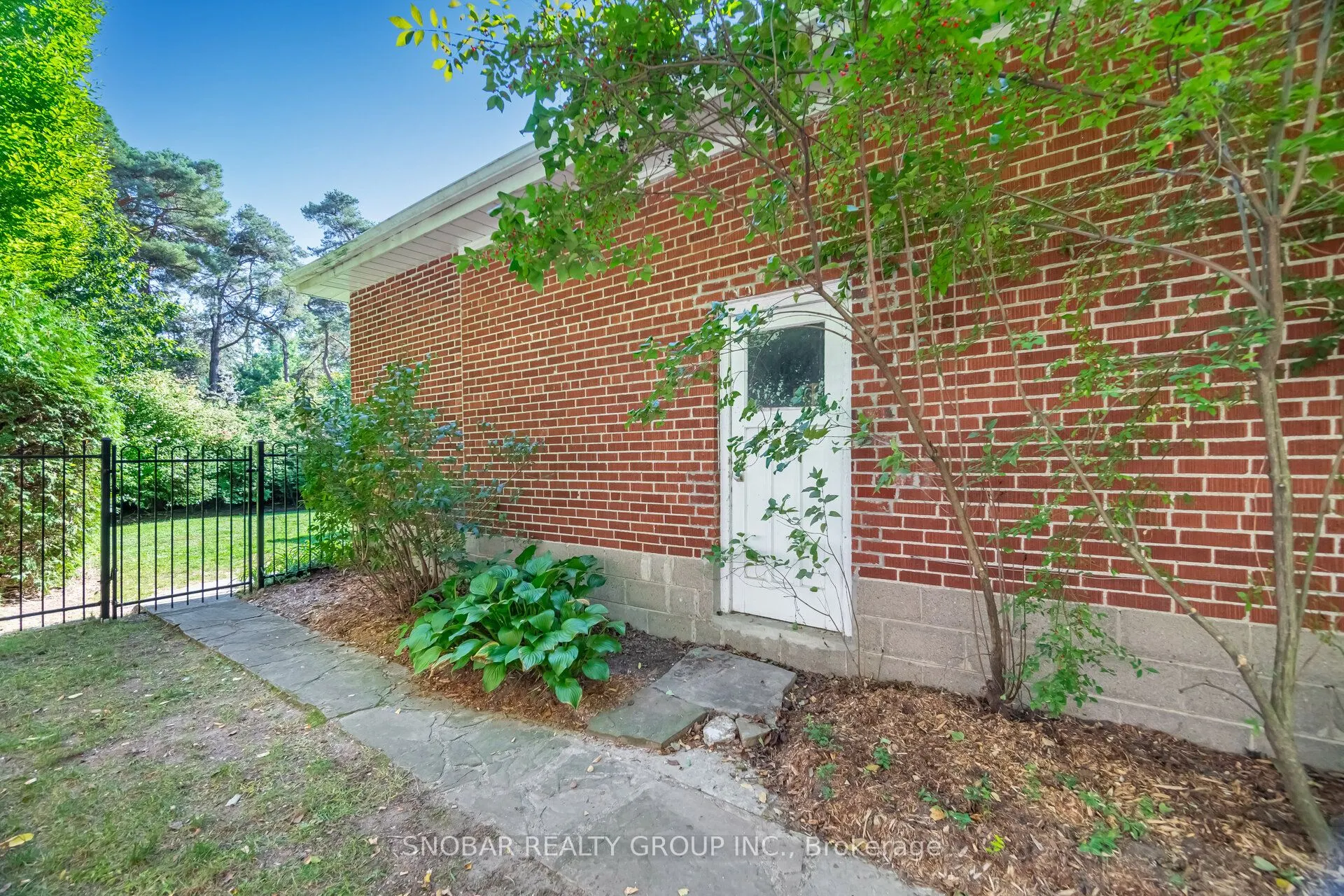 154 Maplewood Road