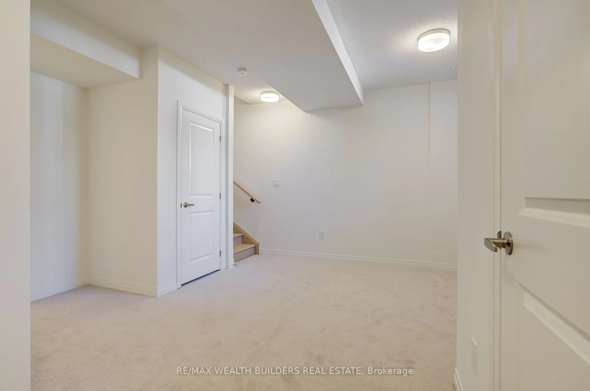 1 Kings Hill Drive