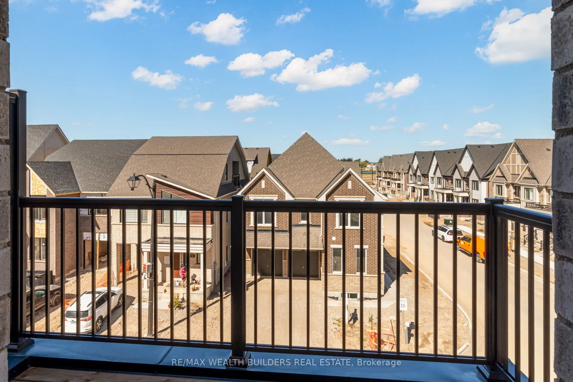 1 Kings Hill Drive