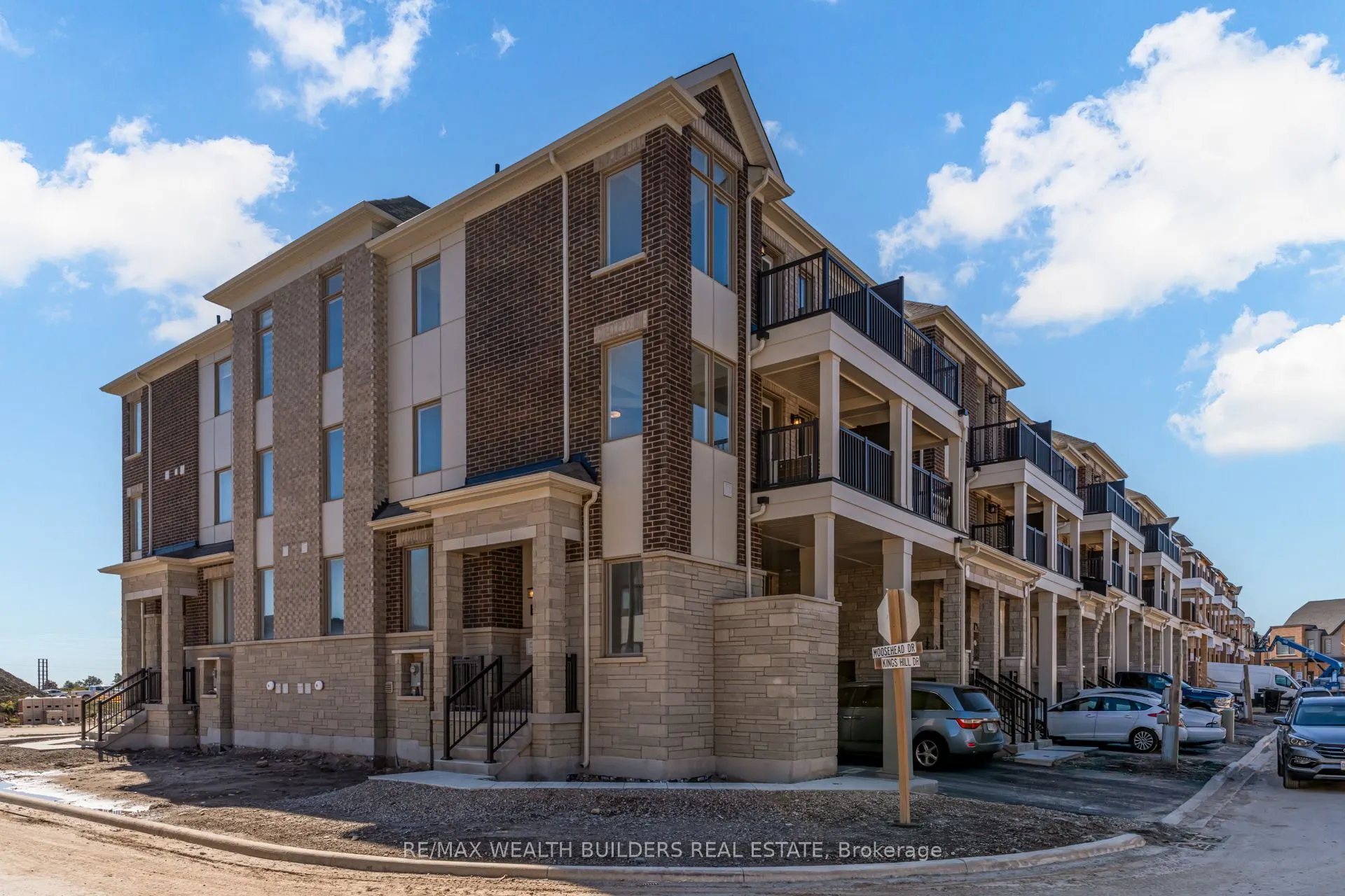 1 Kings Hill Drive