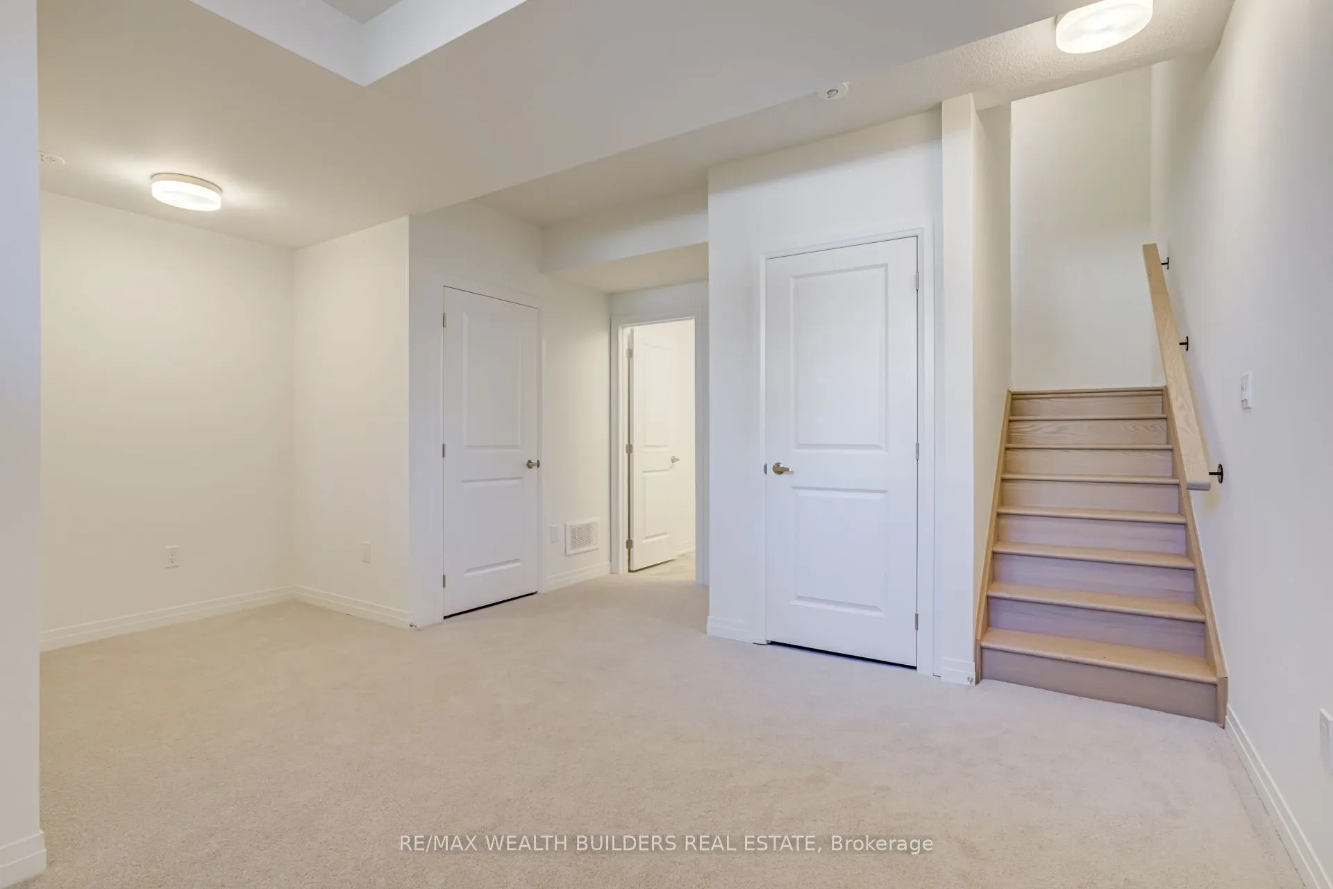 1 Kings Hill Drive