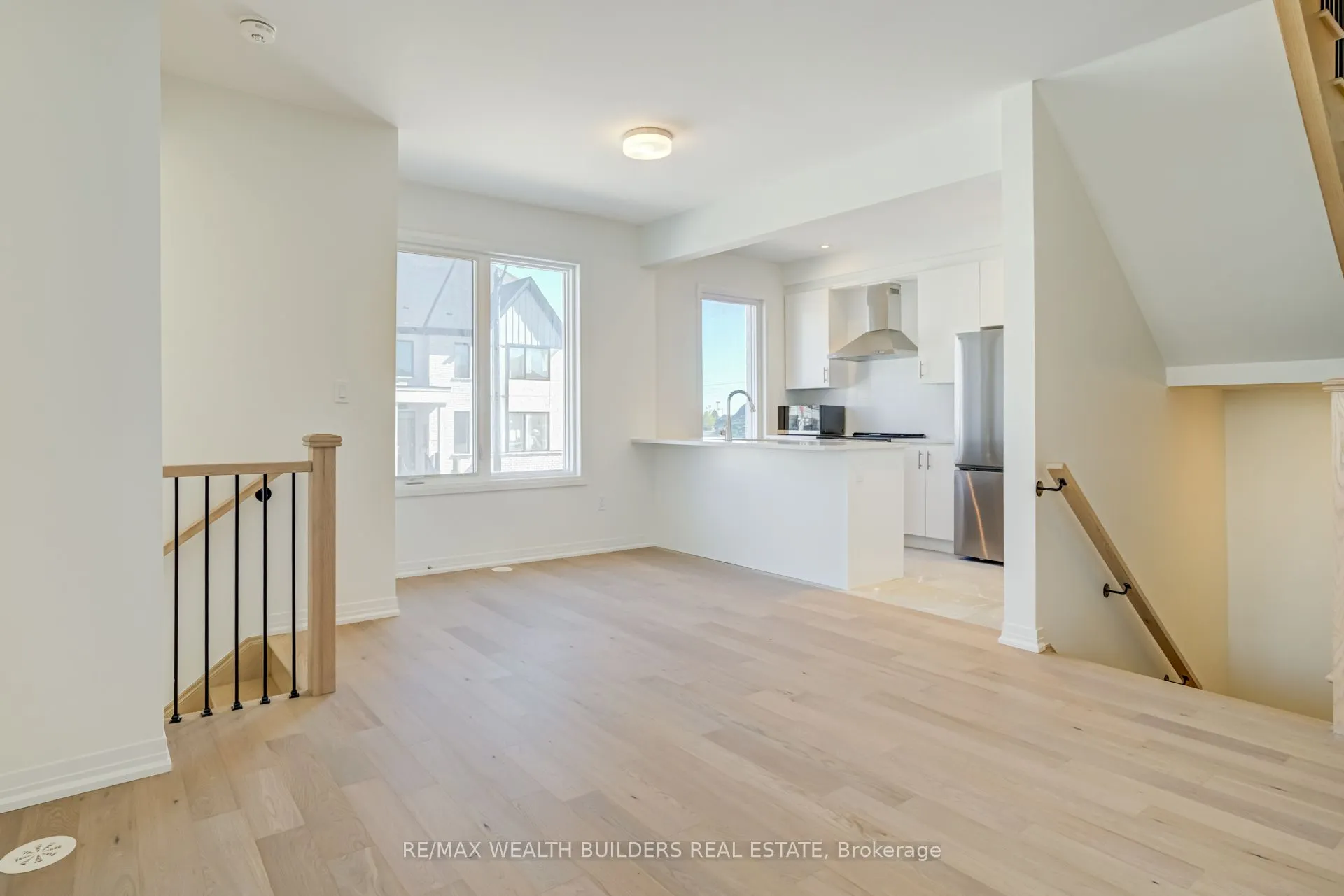1 Kings Hill Drive