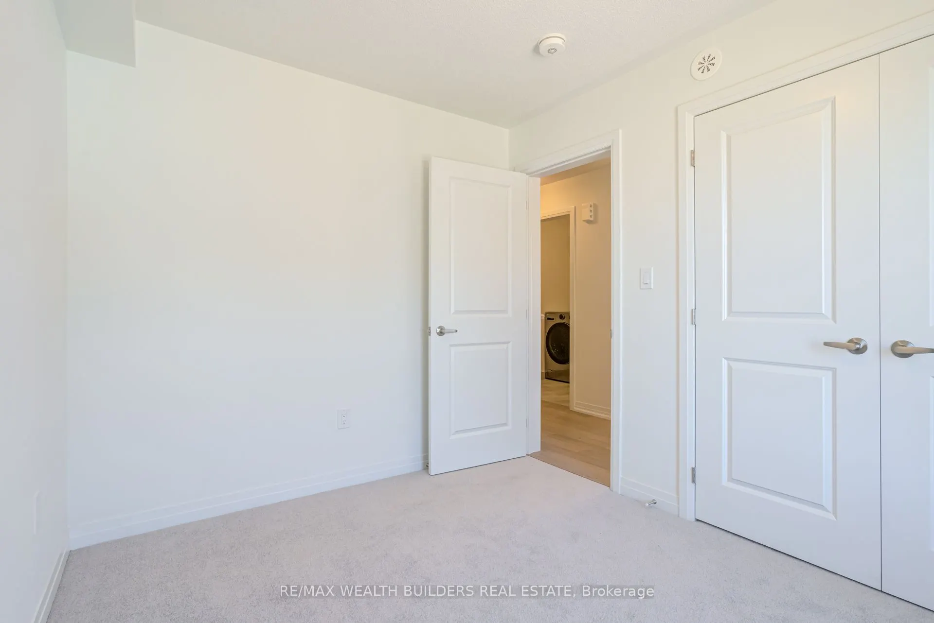 1 Kings Hill Drive