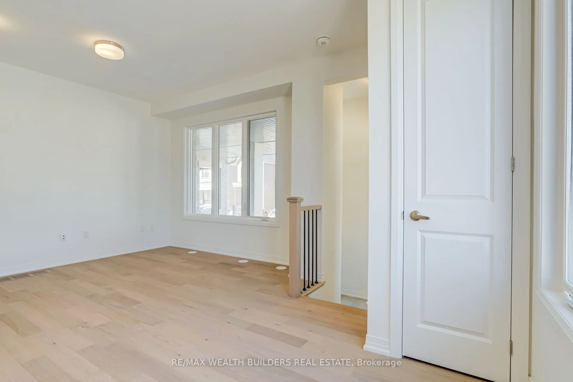 1 Kings Hill Drive