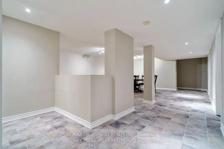 6451 Alderwood Trail