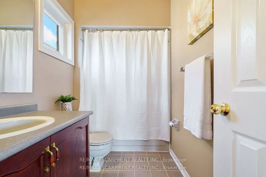 6451 Alderwood Trail