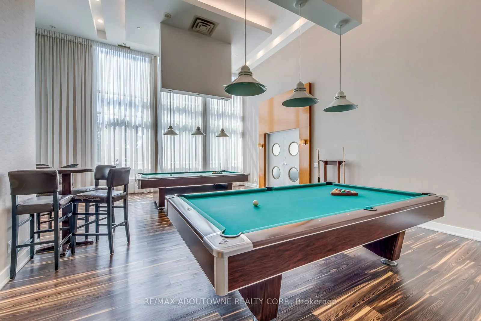 165 Legion Road N, #2524