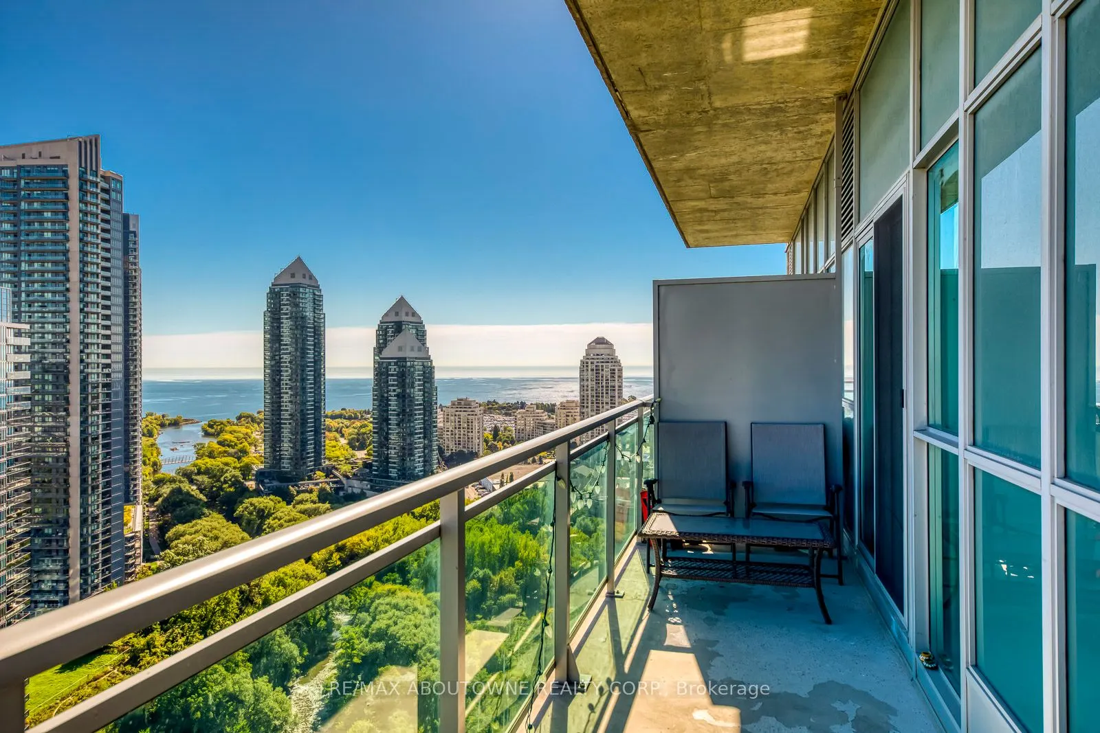 165 Legion Road N, #2524