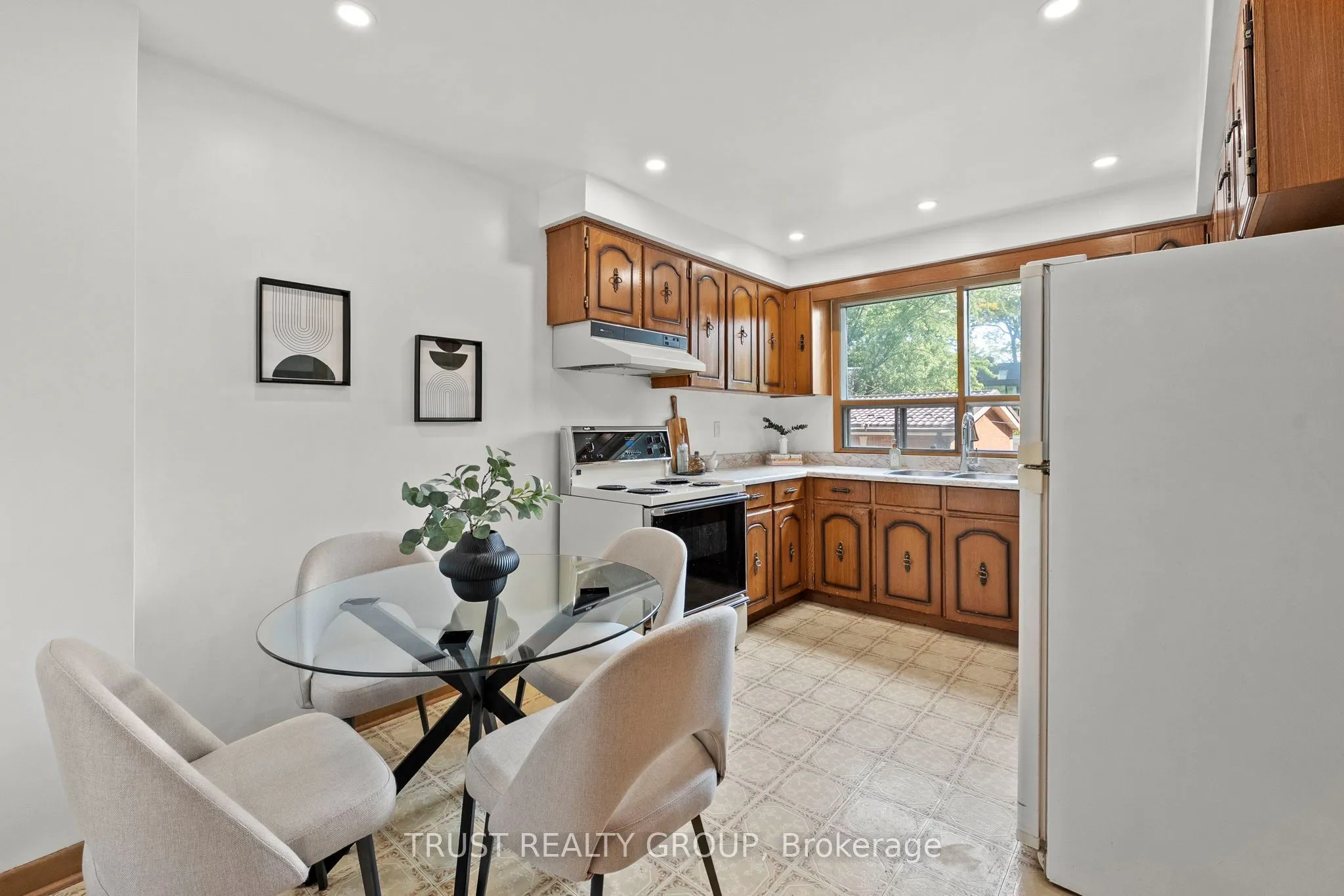 43 Westminster Avenue
