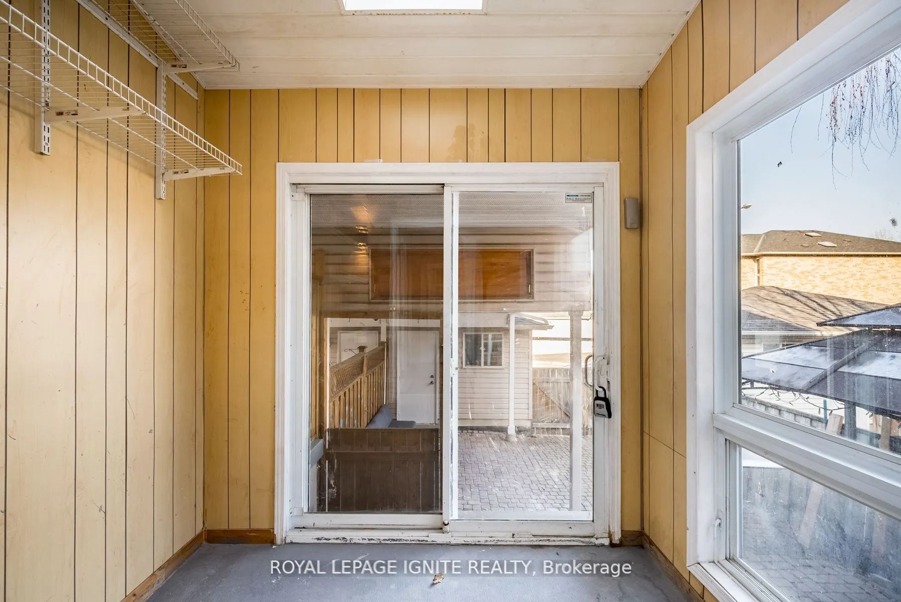 176 Wright Avenue, #UPPER