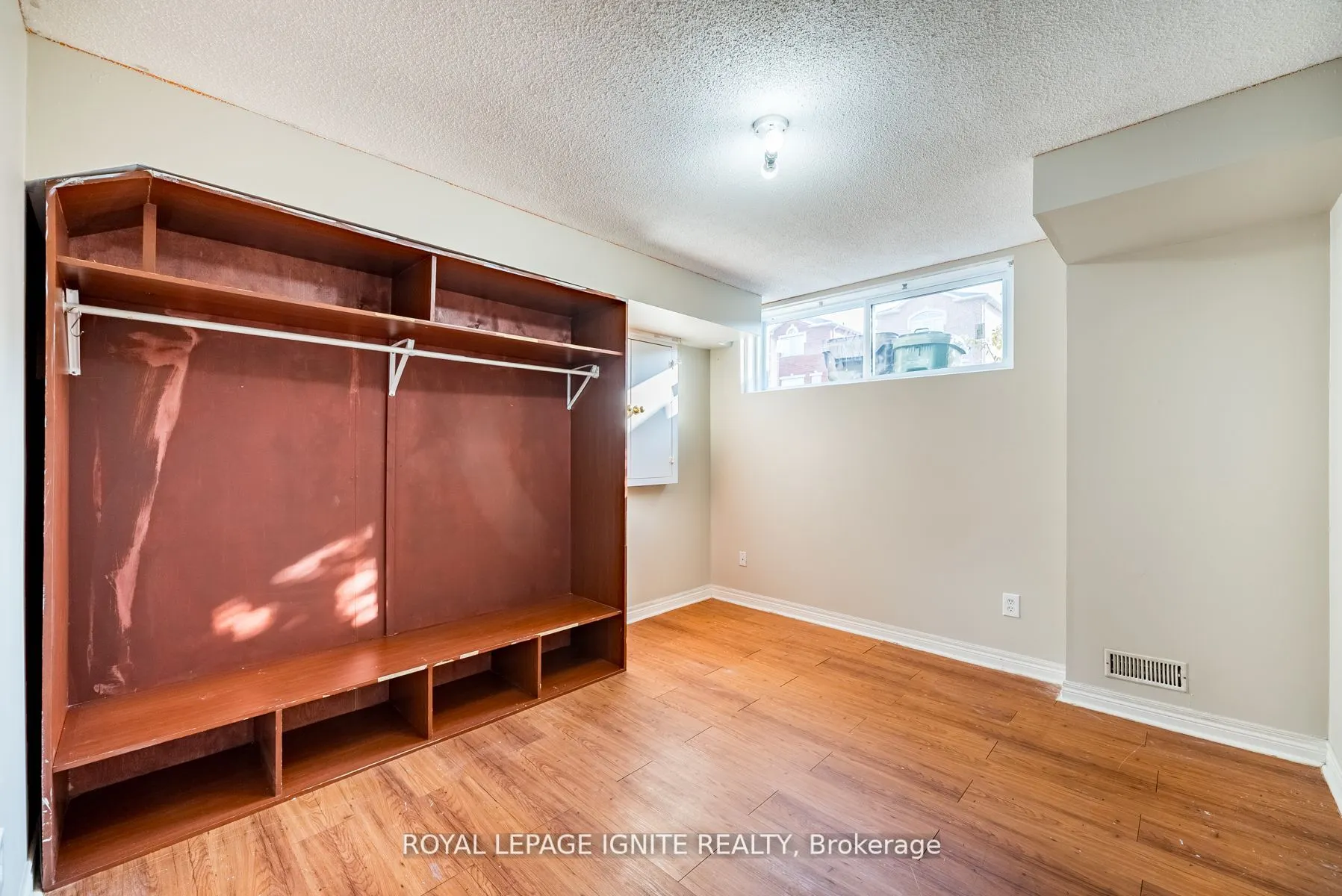 176 Wright Avenue, #BSMT