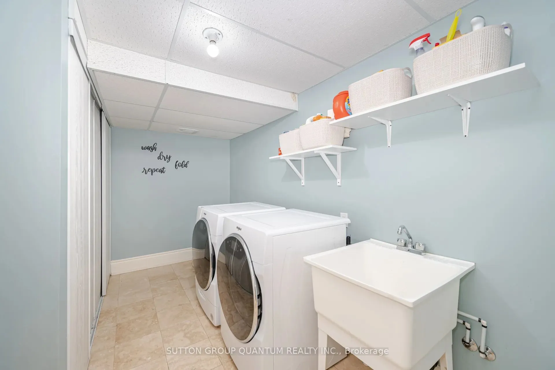 1063 Greenoaks Drive