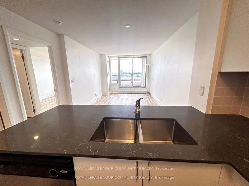 1060 Sheppard Avenue W, #414