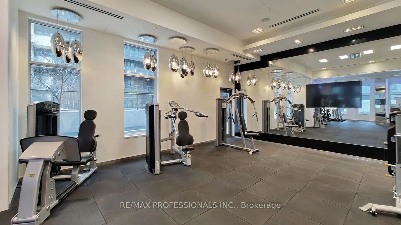 110 Marine Parade Drive, #707