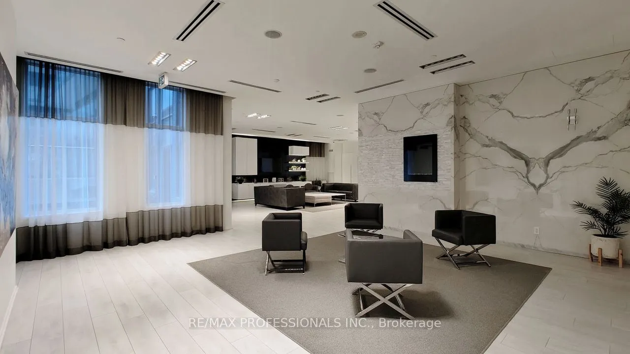 110 Marine Parade Drive, #707
